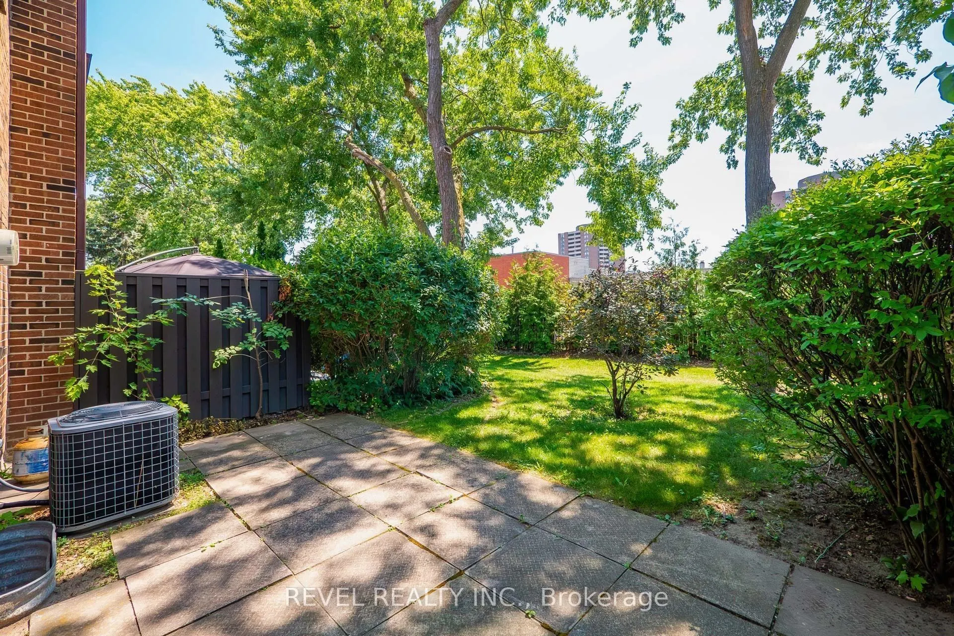 1951 Rathburn Road E #26