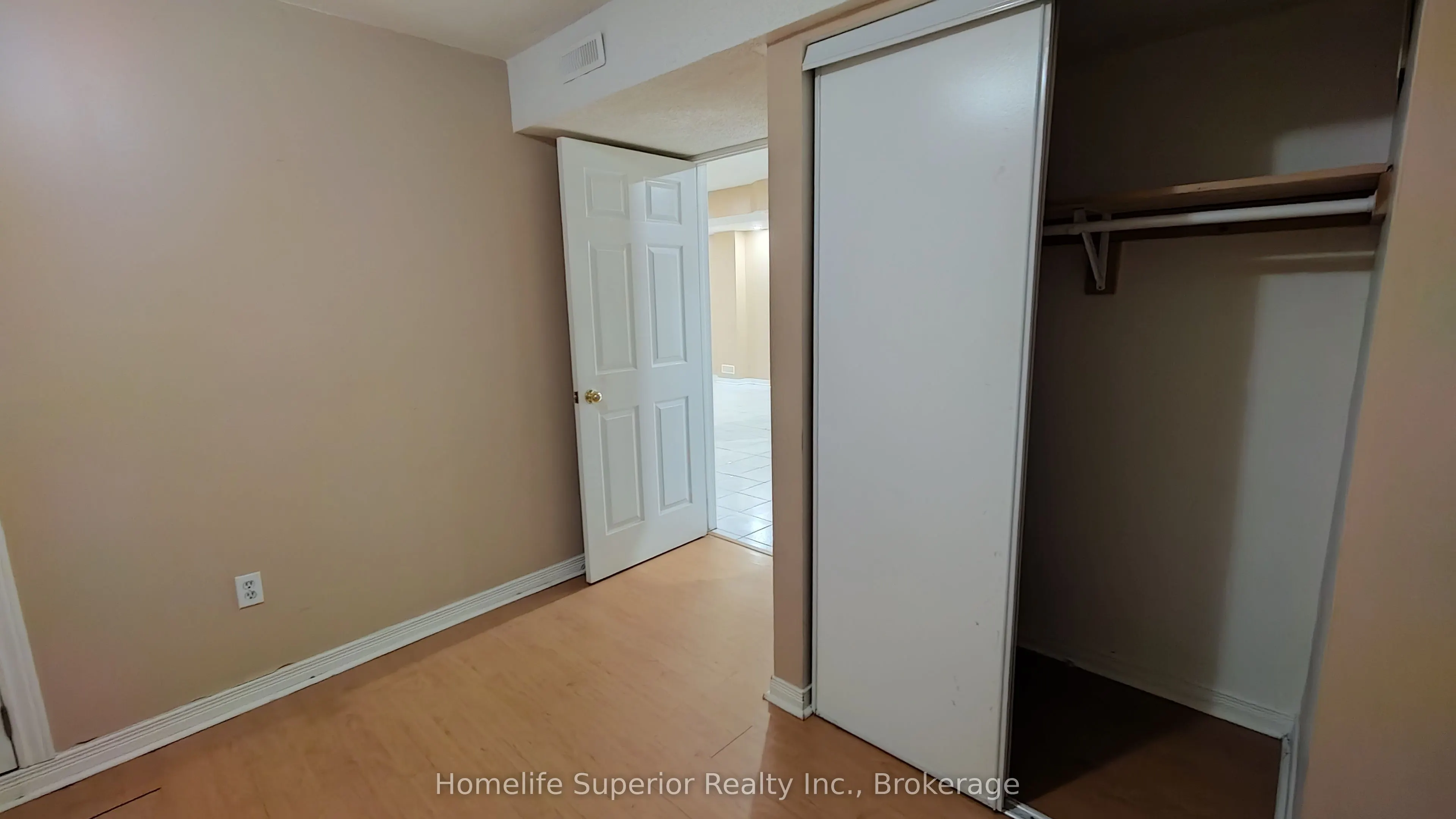 17 Summerfield Crescent
