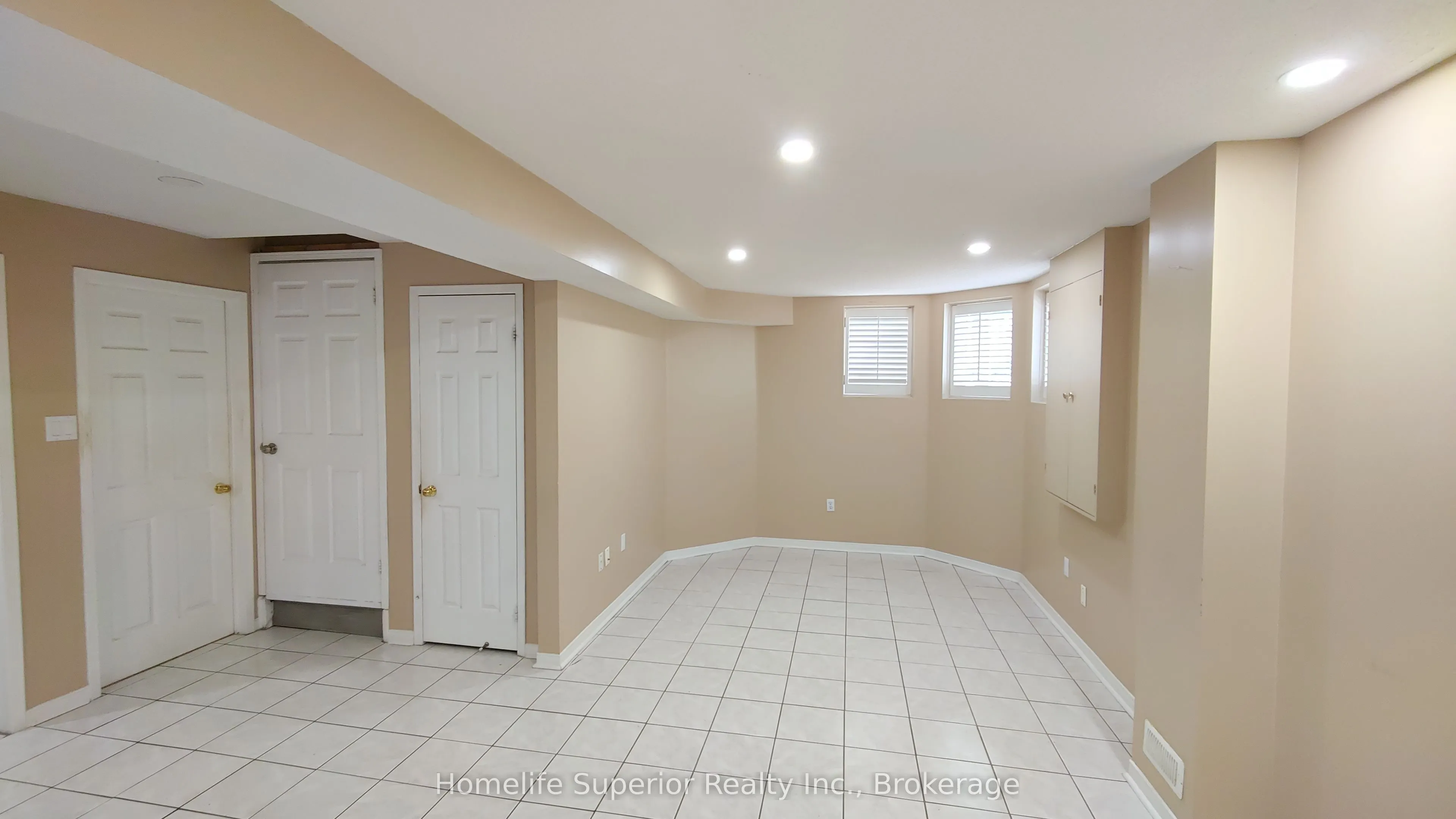 17 Summerfield Crescent