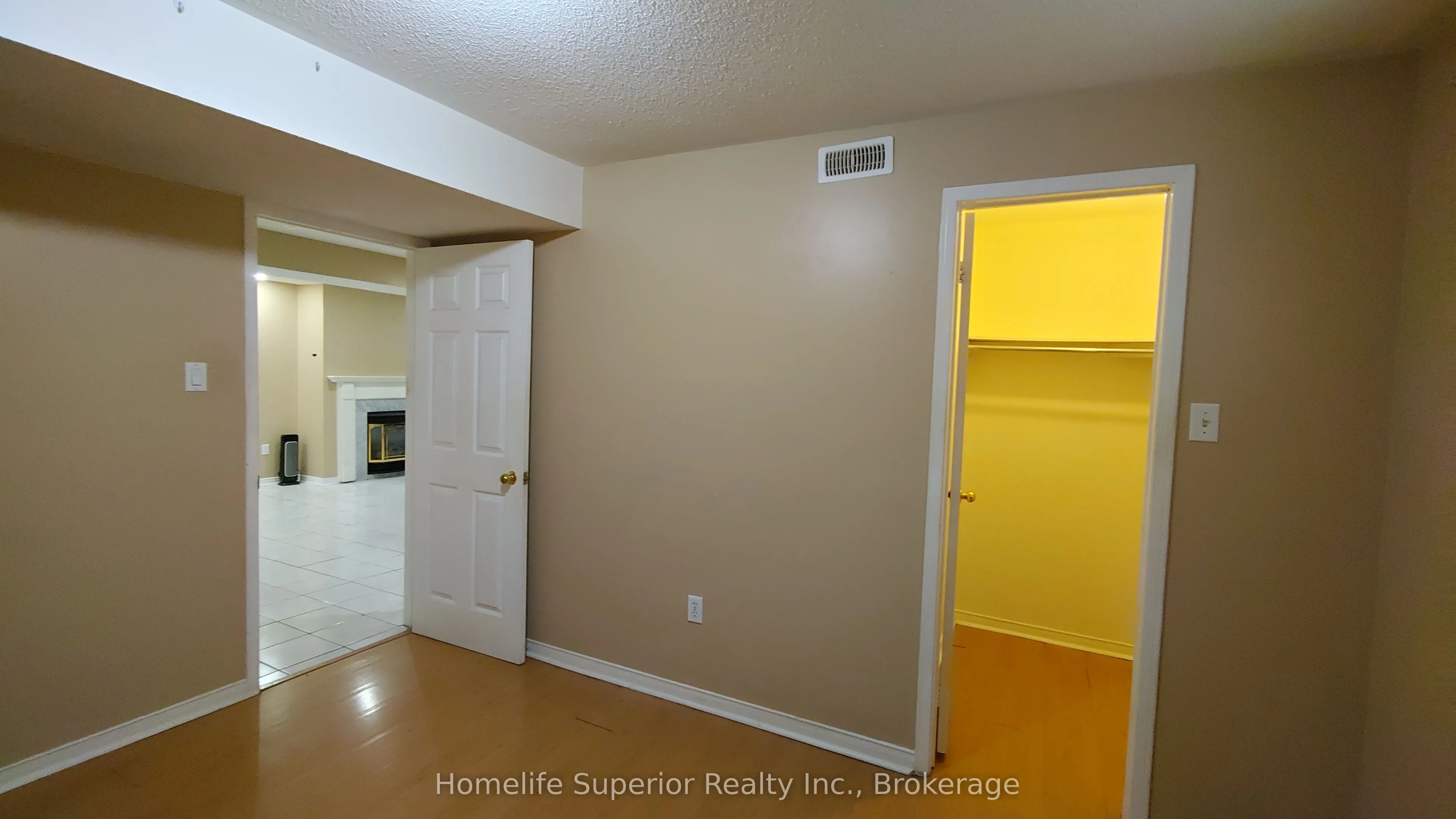 17 Summerfield Crescent
