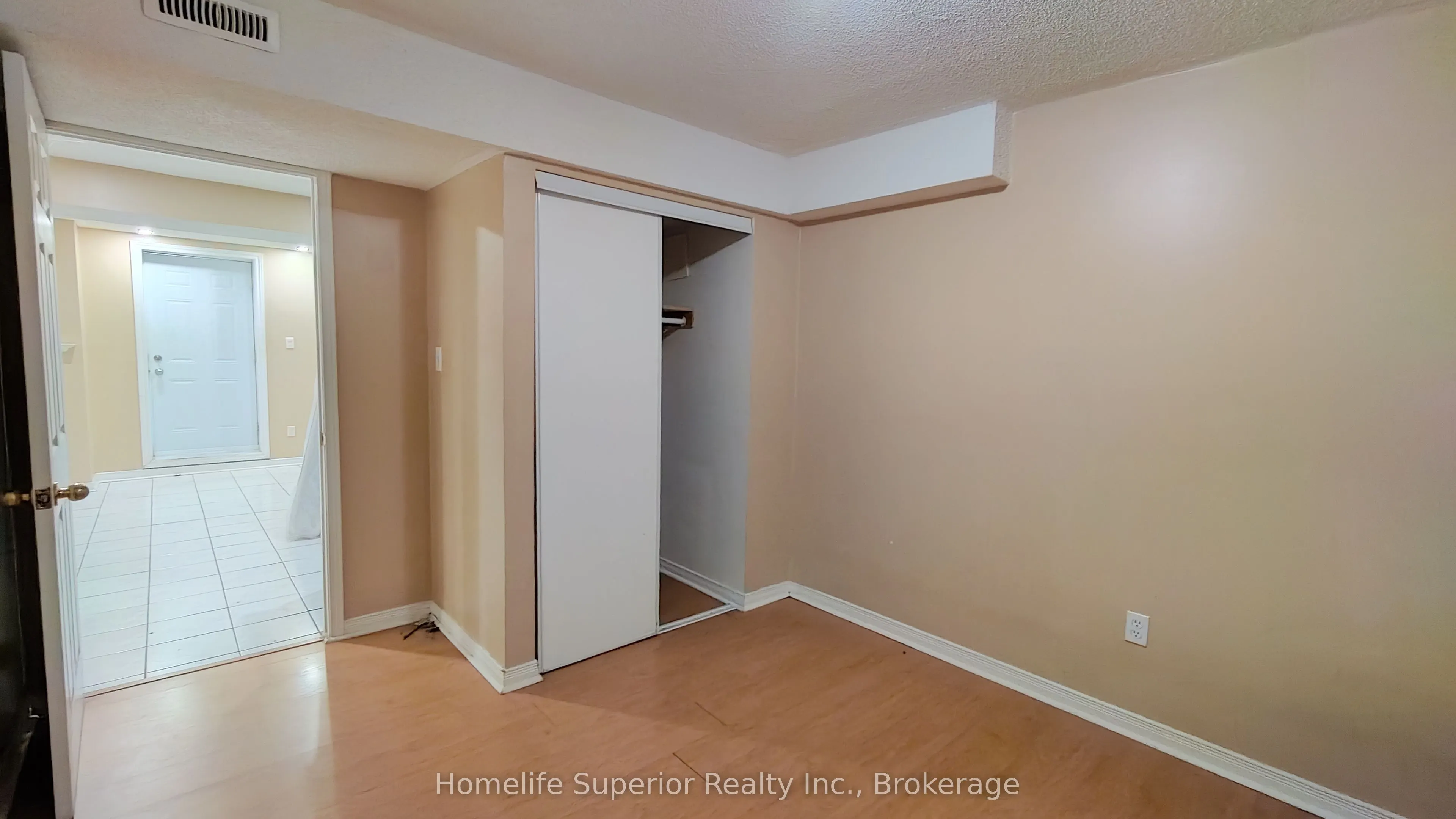 17 Summerfield Crescent