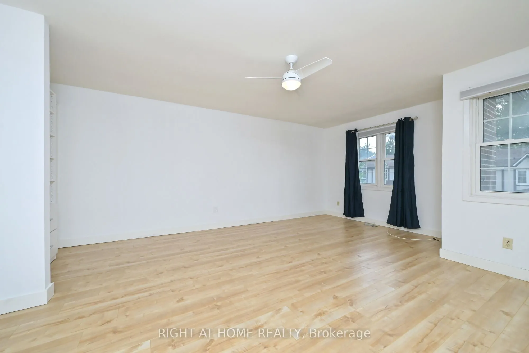 2120 Rathburn Road E #32