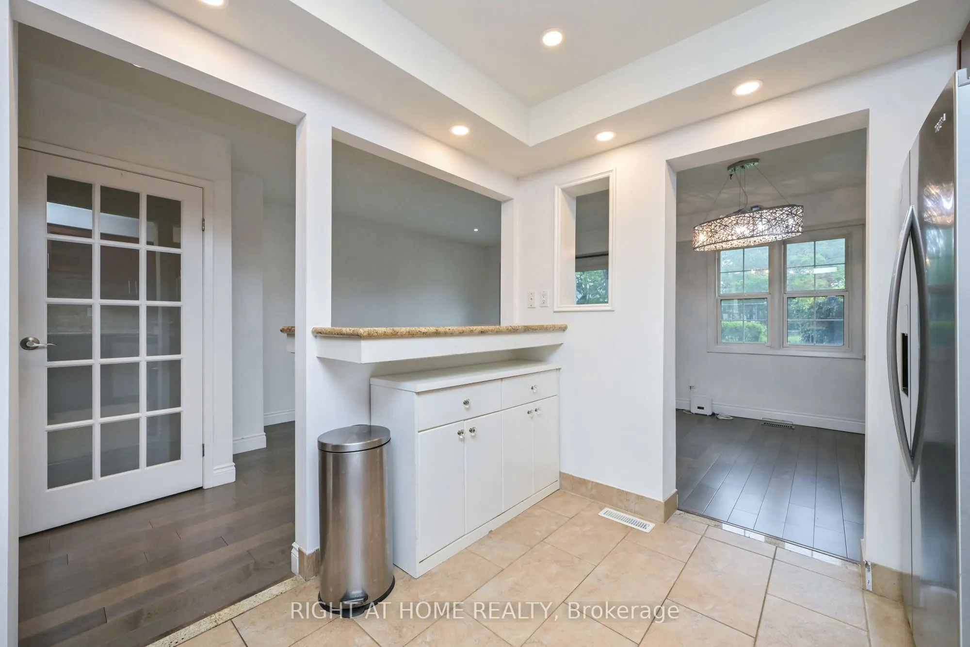 2120 Rathburn Road E #32