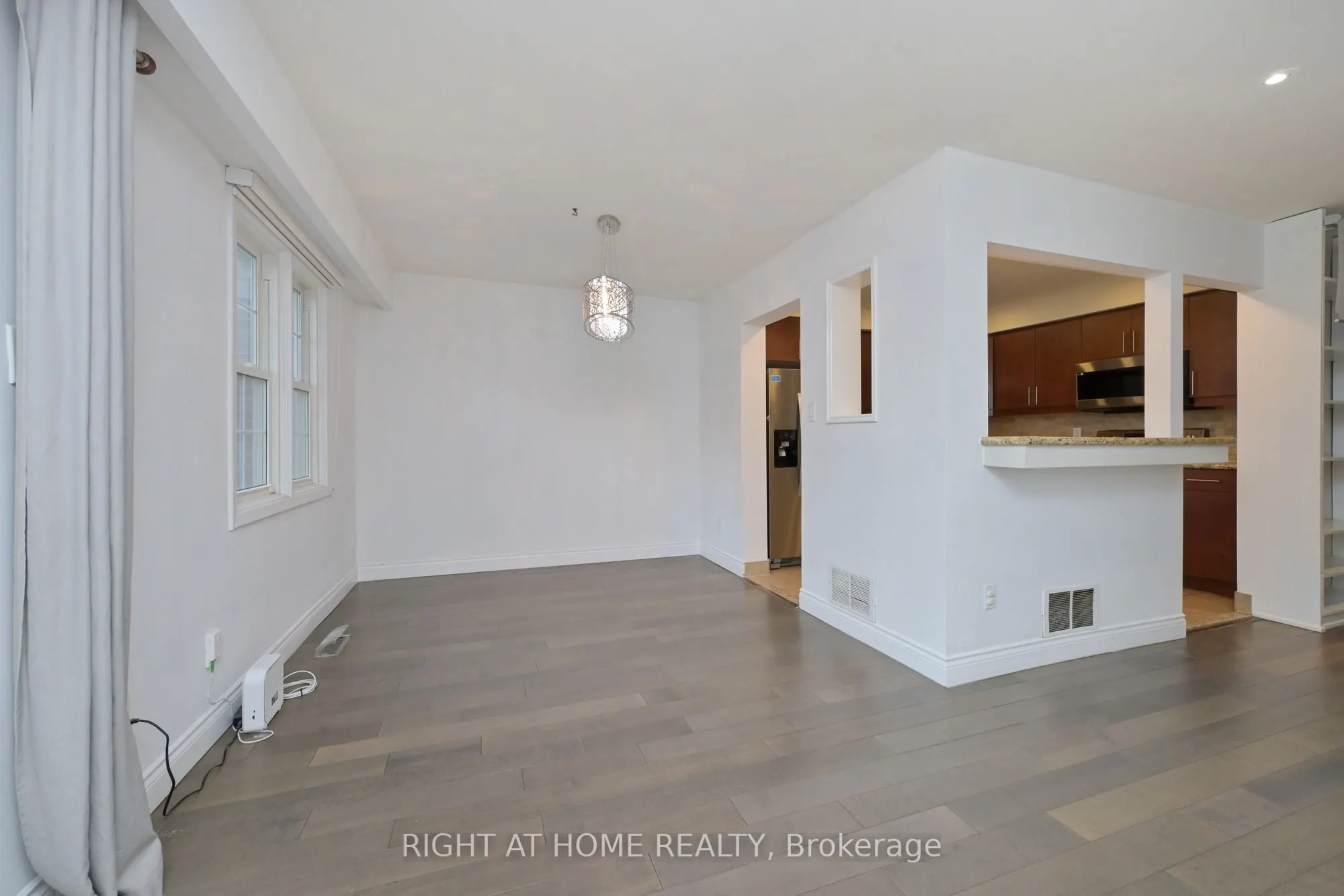 2120 Rathburn Road E #32