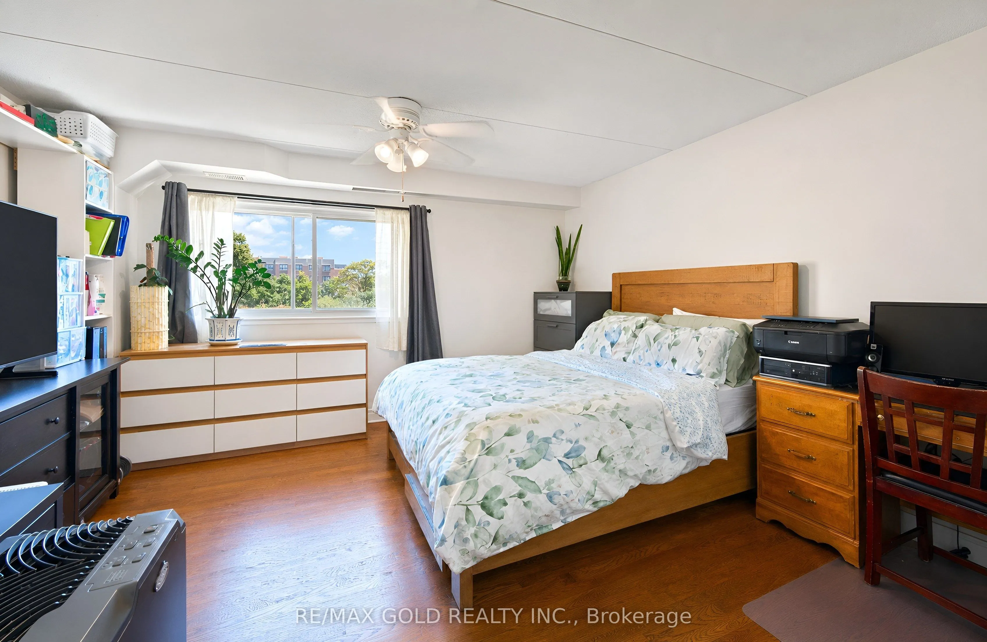 180 Mississauga Valley Boulevard #87