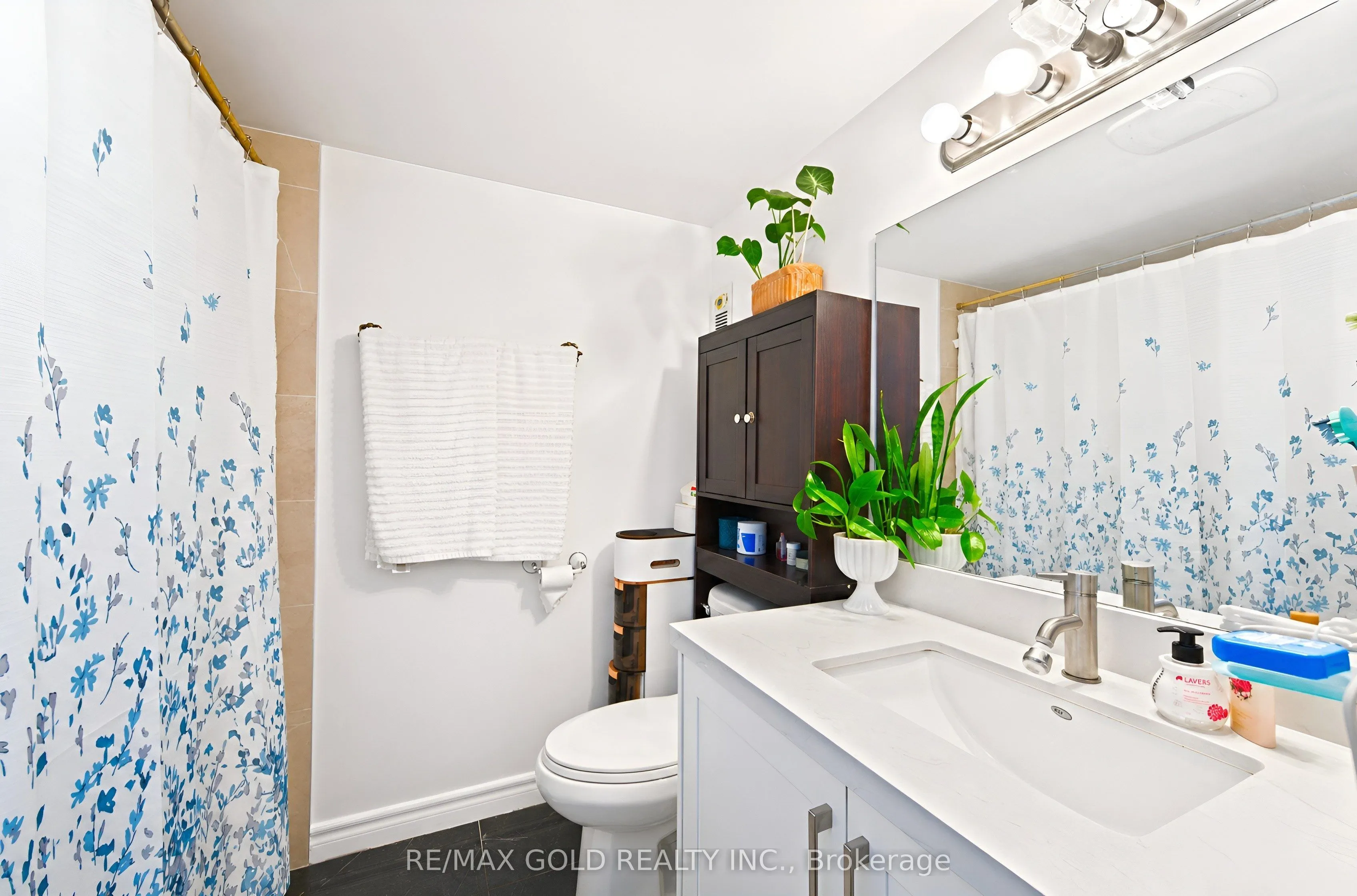 180 Mississauga Valley Boulevard #87