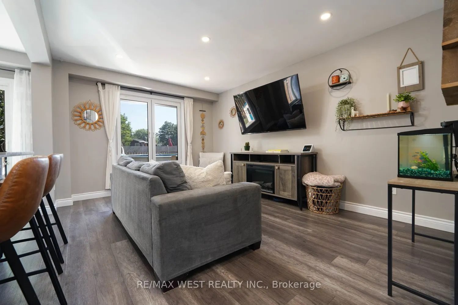 1 Johanna Drive