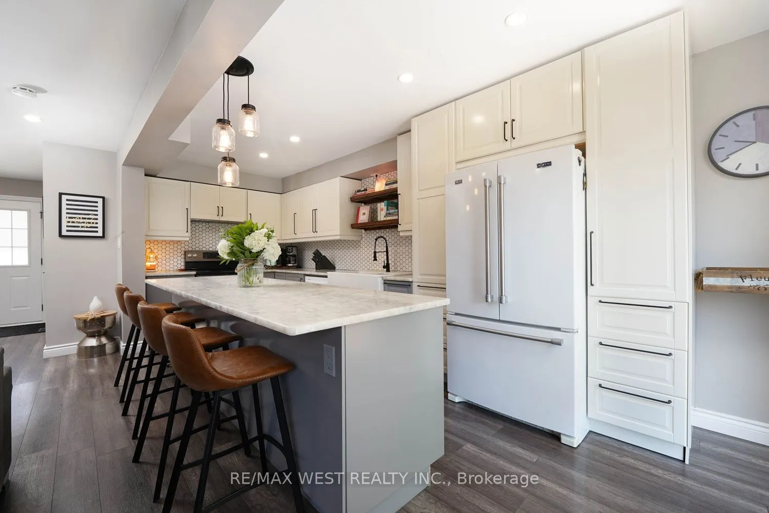 1 Johanna Drive