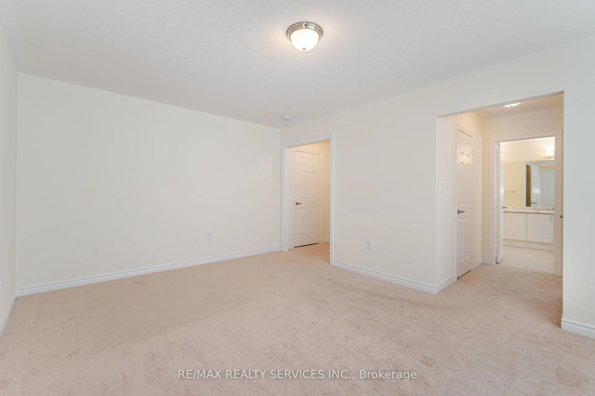 37 Royal Fern Crescent