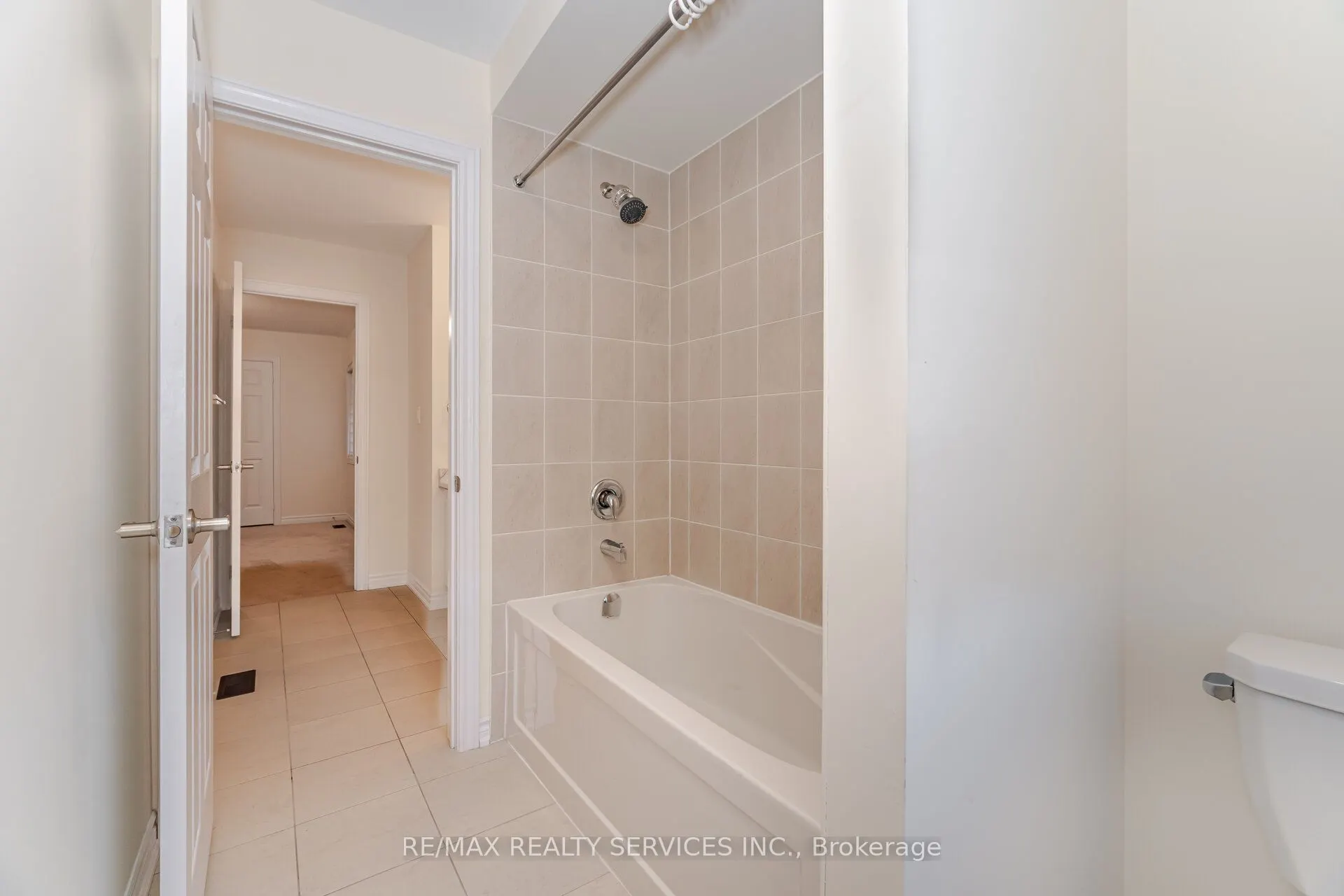 37 Royal Fern Crescent
