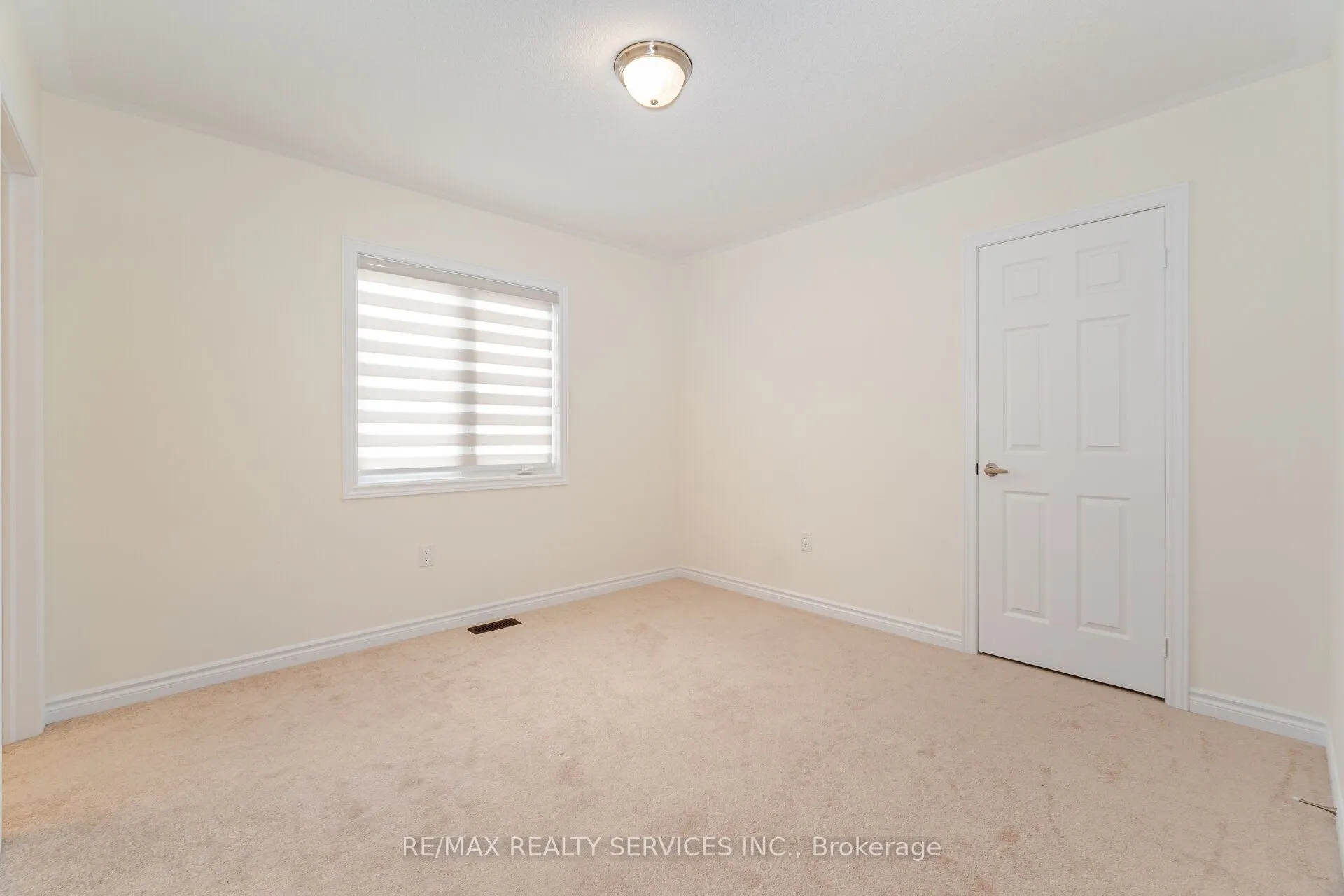 37 Royal Fern Crescent