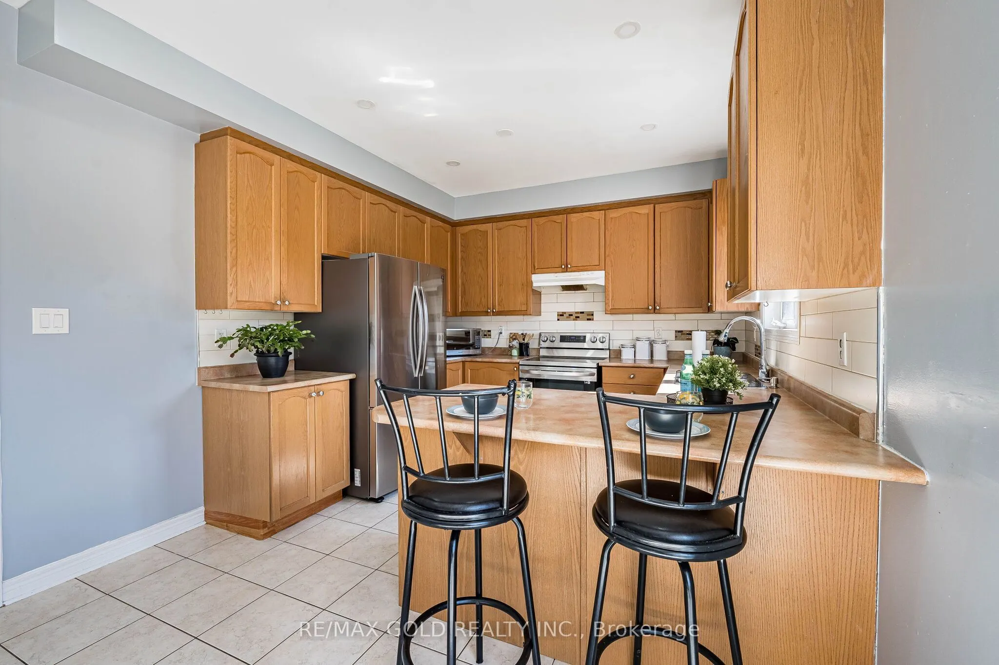 20 Amaranth Crescent