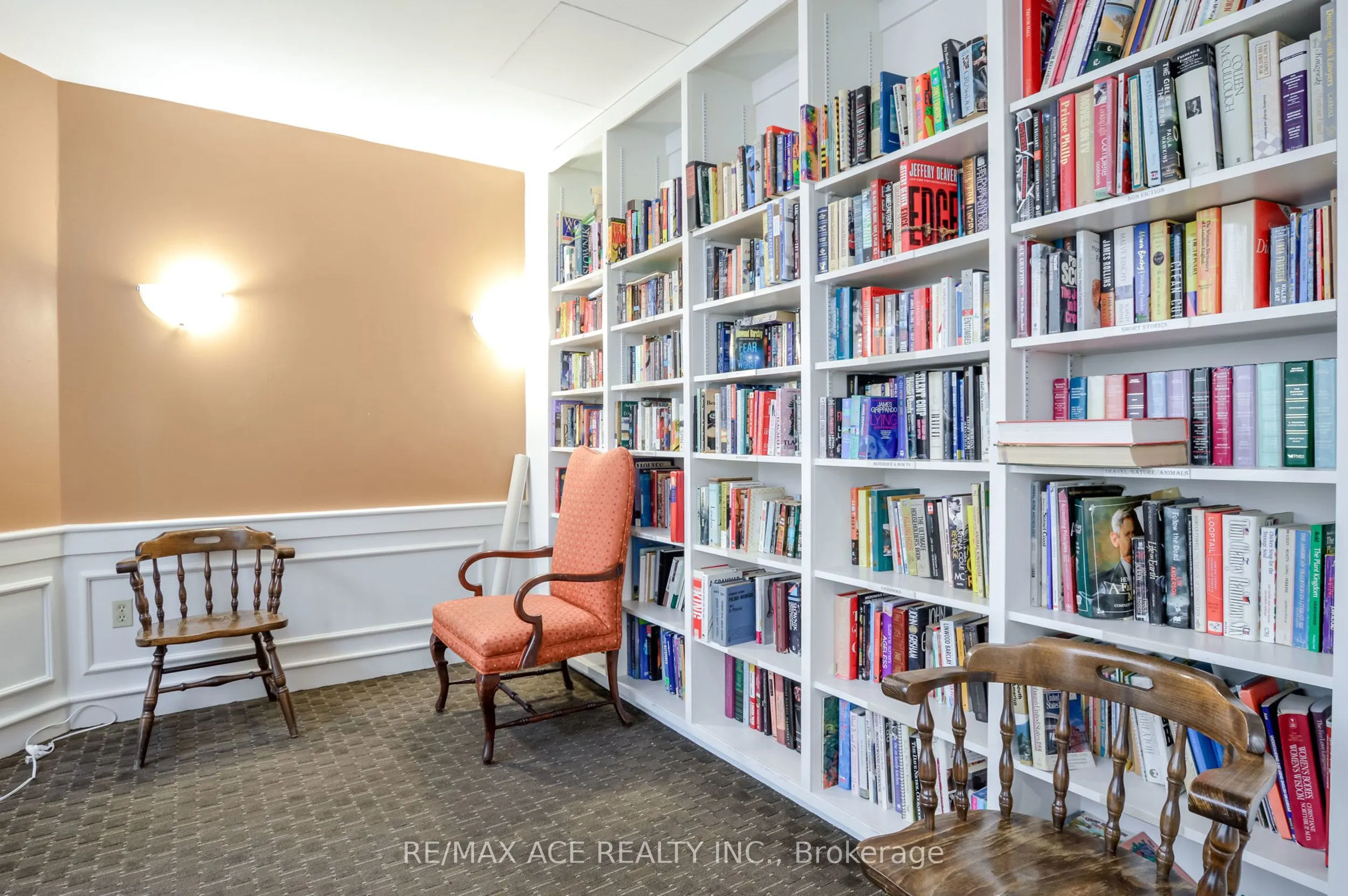 75 King Street E #201