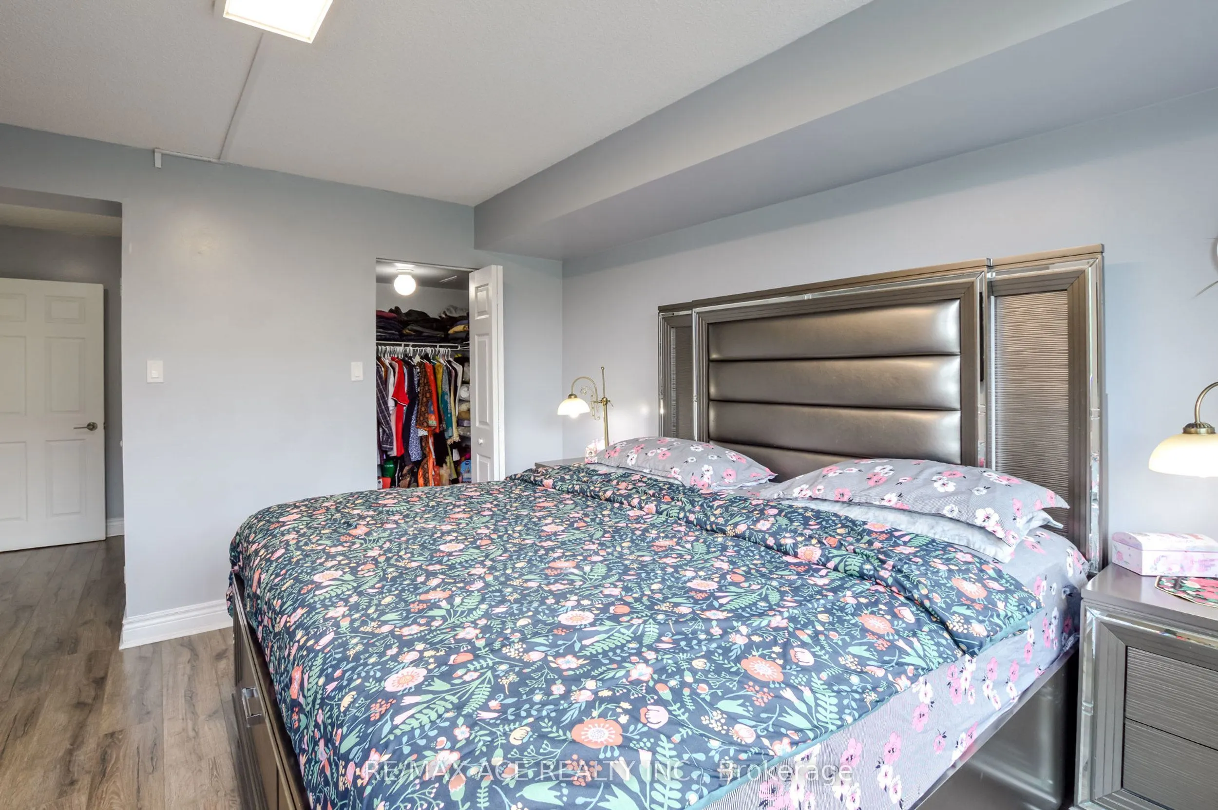 75 King Street E #201