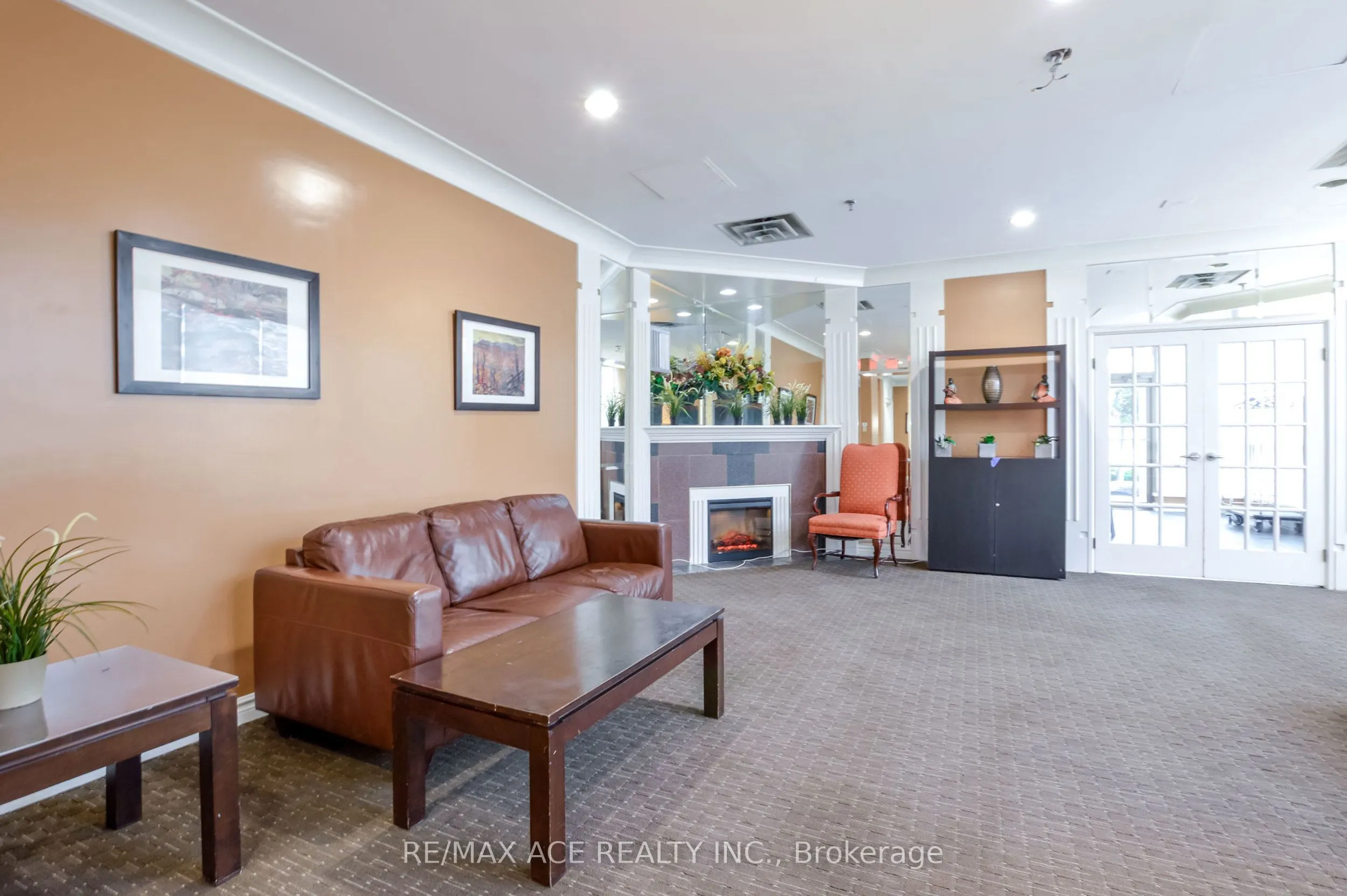 75 King Street E #201
