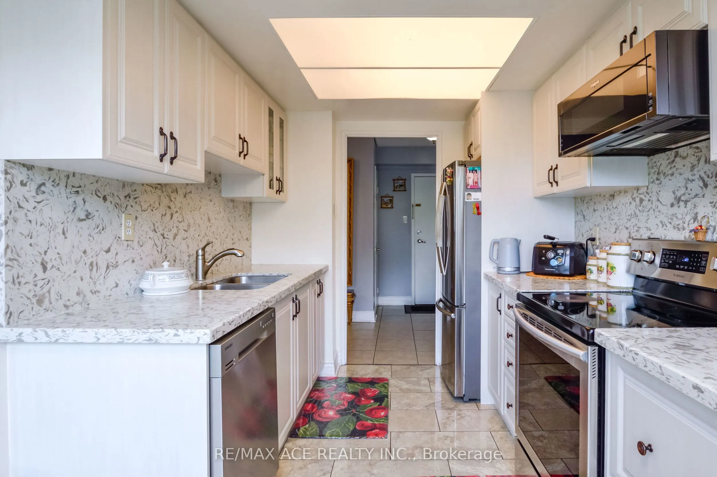 75 King Street E #201