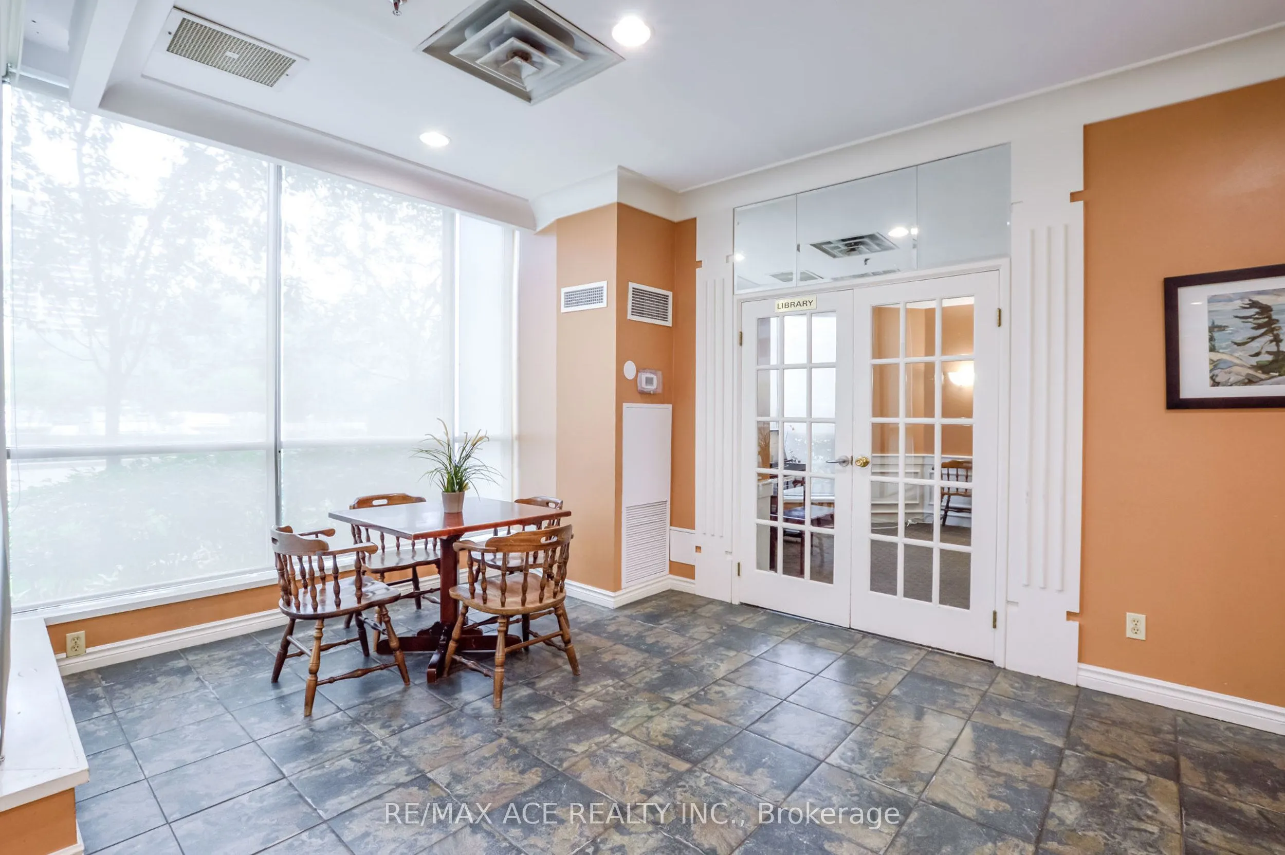 75 King Street E #201