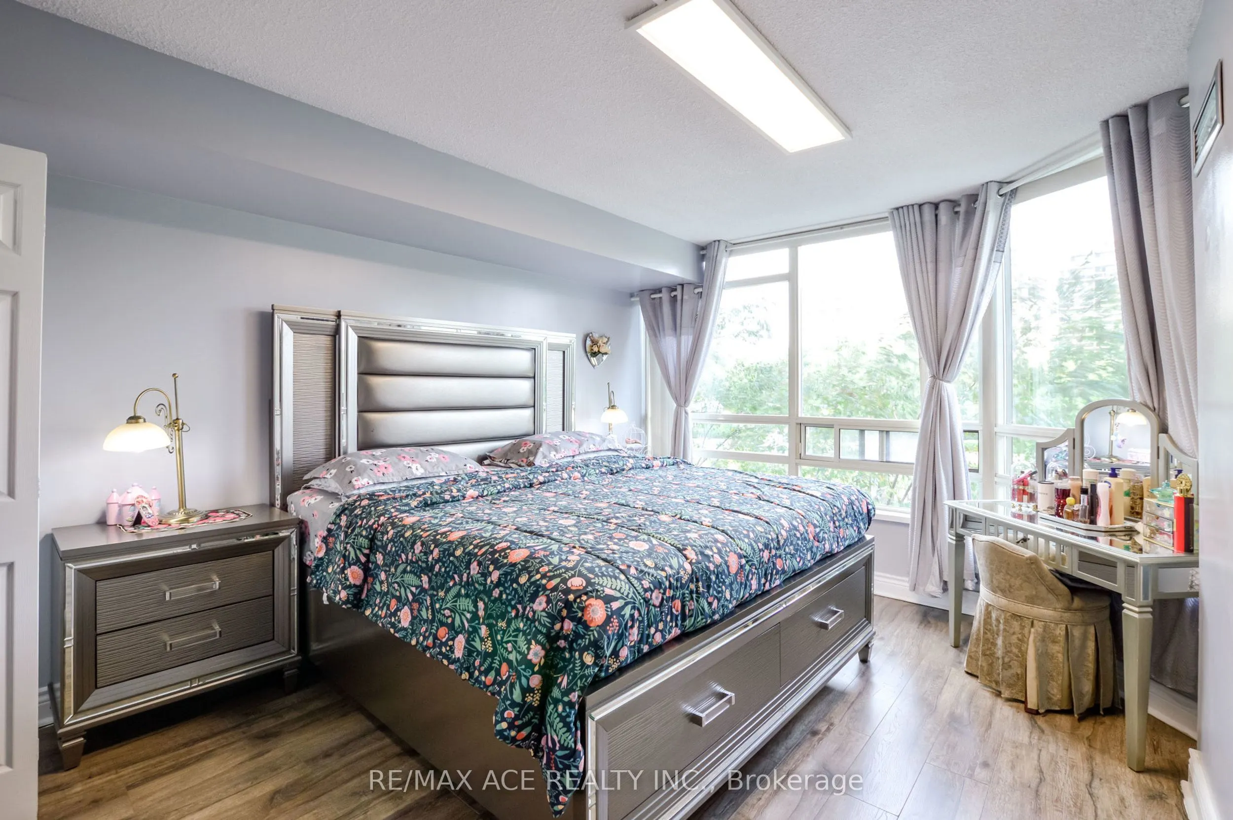 75 King Street E #201