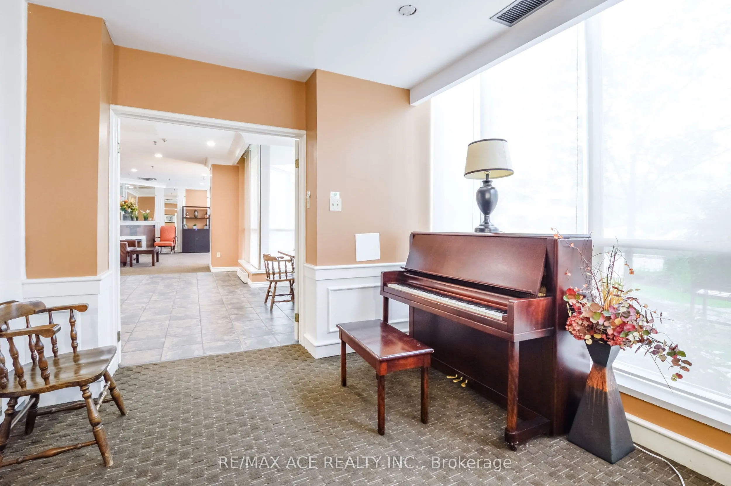 75 King Street E #201