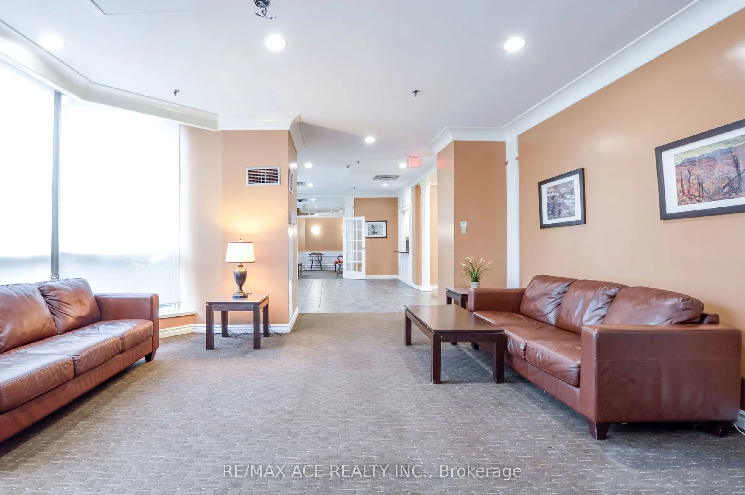 75 King Street E #201