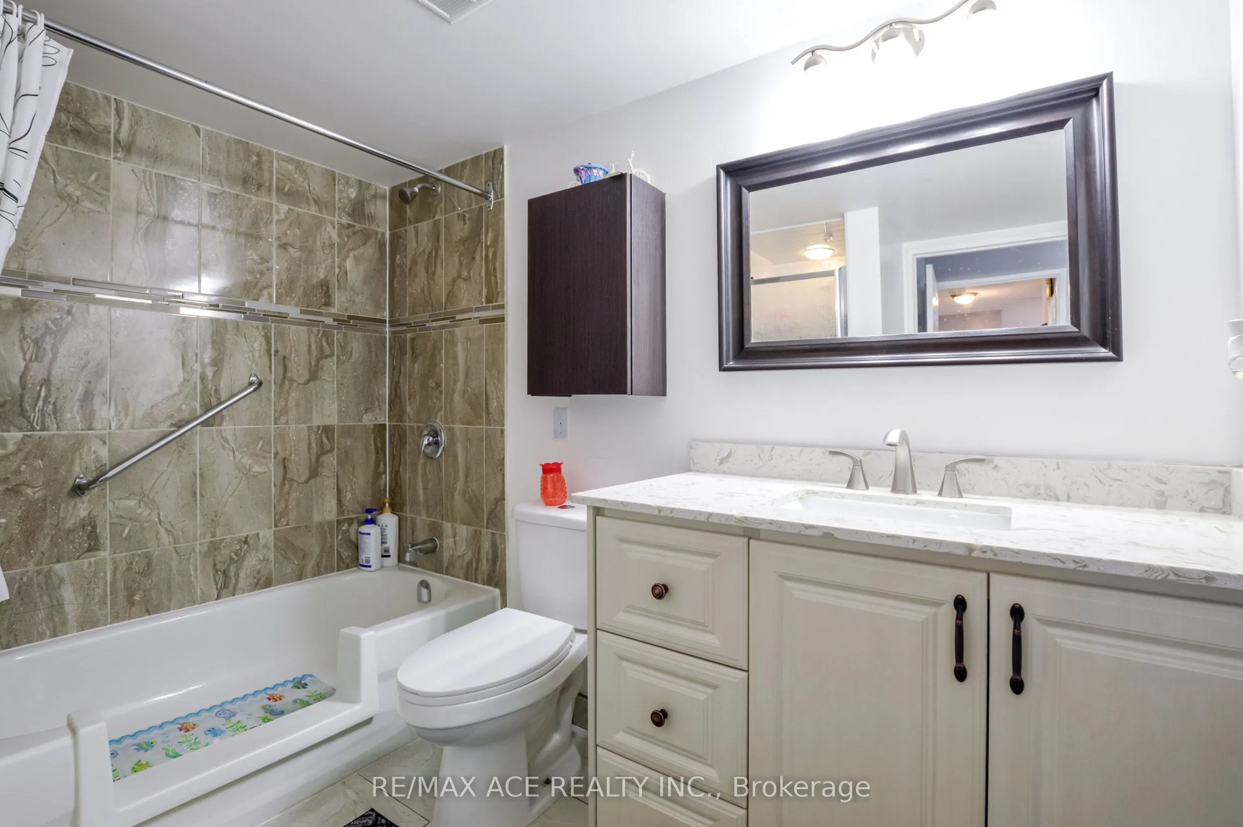 75 King Street E #201