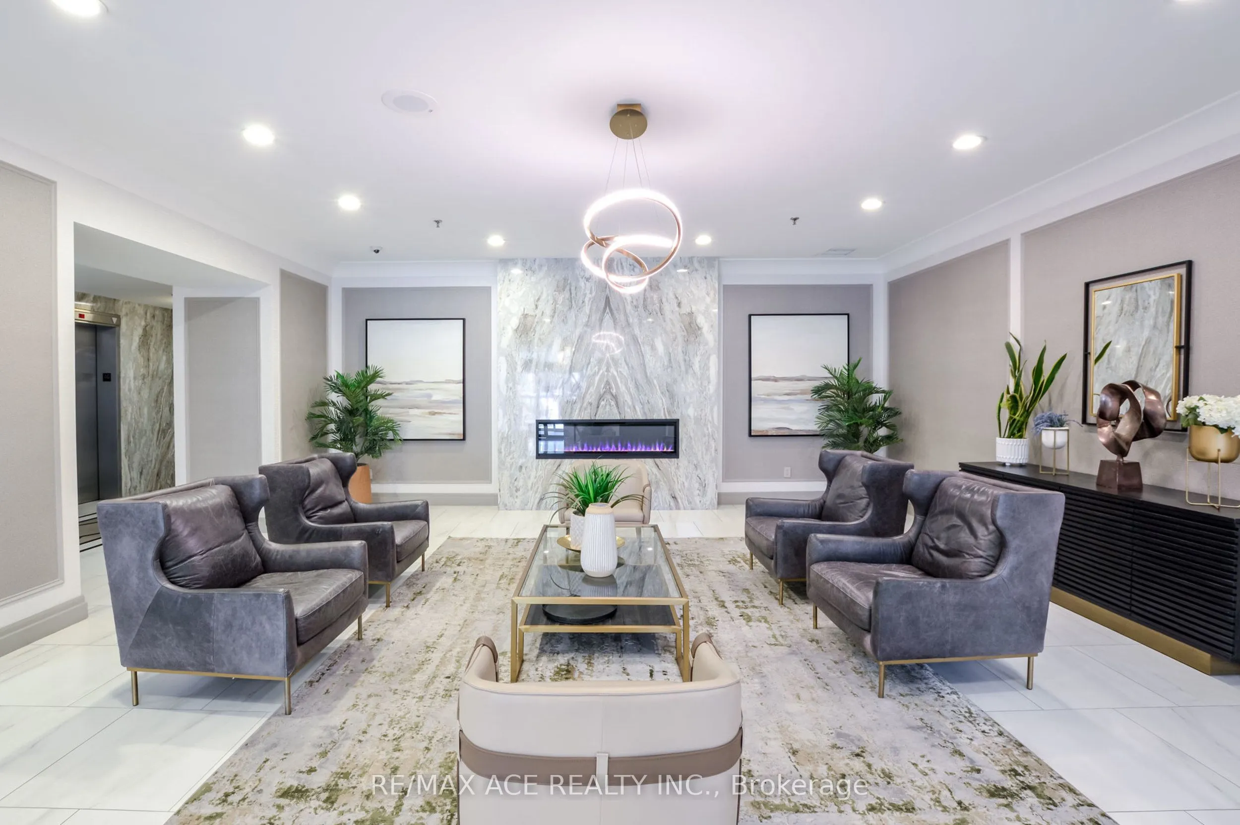 75 King Street E #201