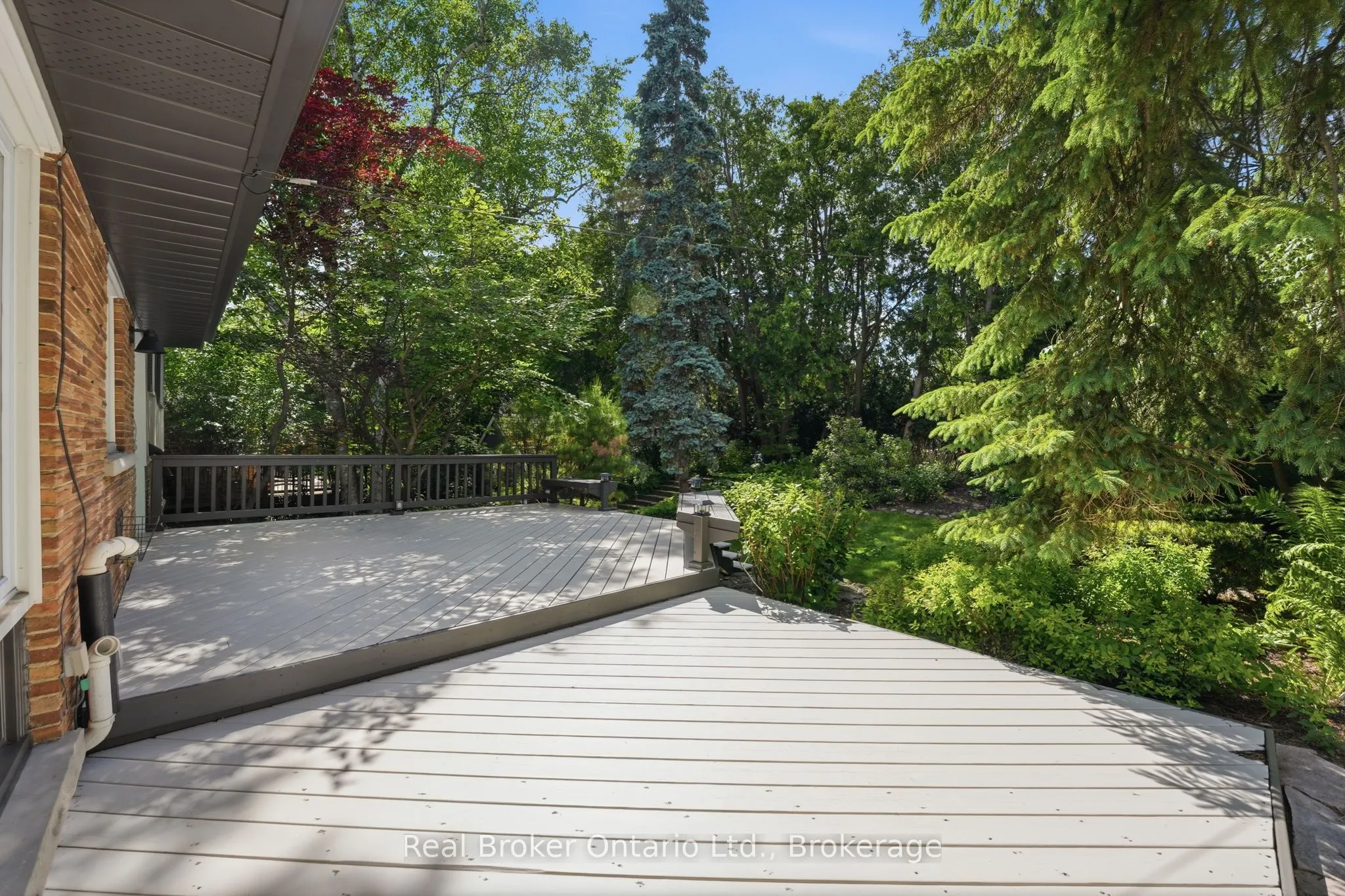 571 Leonard Court