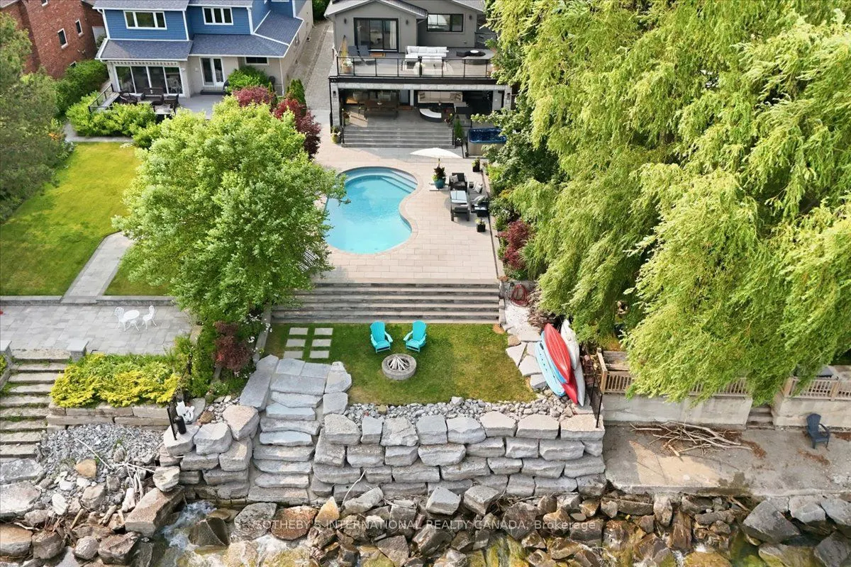 102 Cumberland Drive