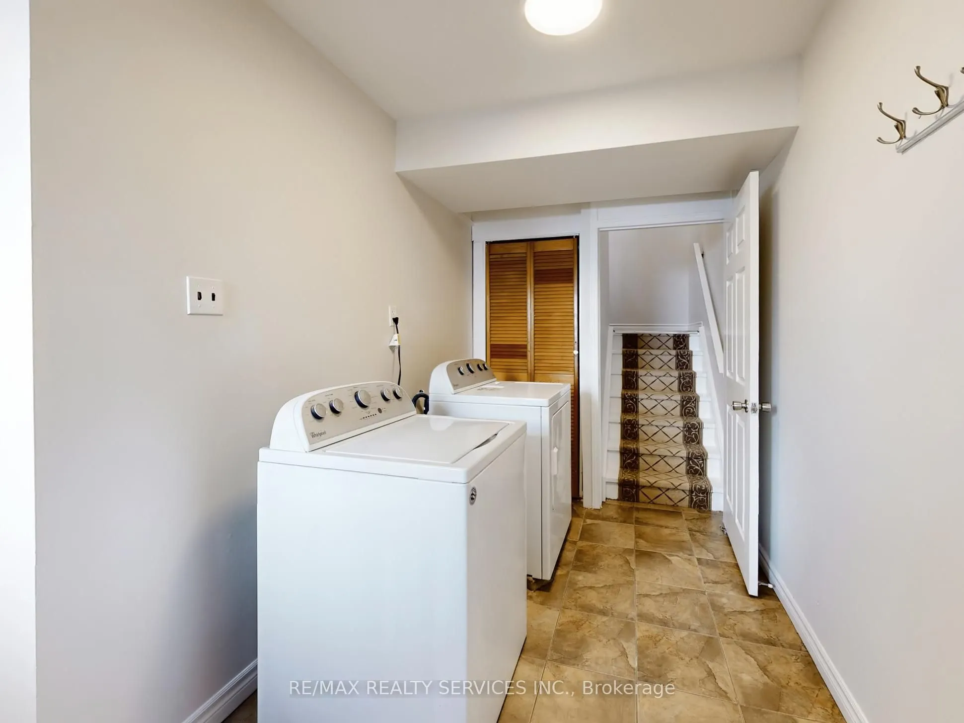 9 Glenridge Road