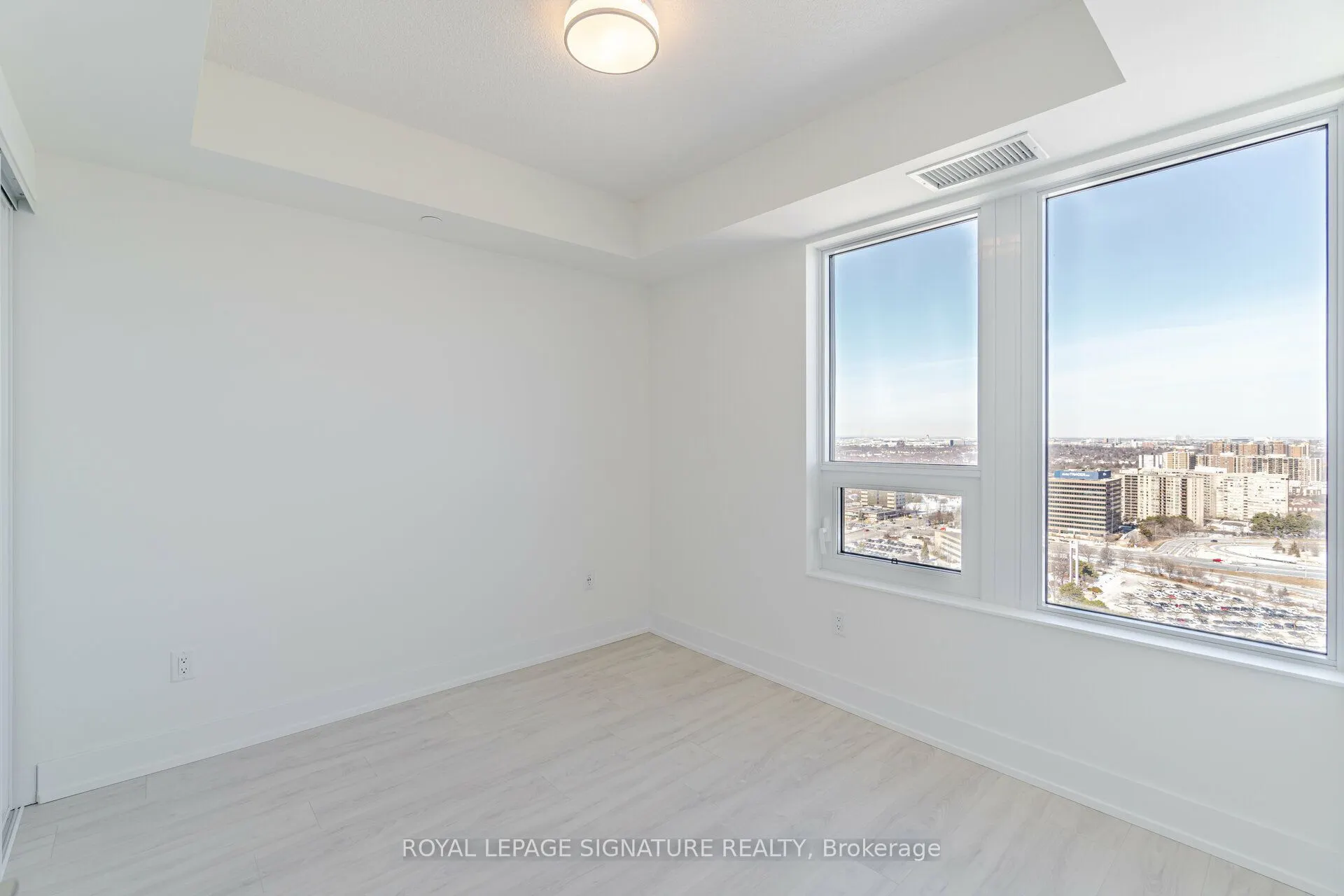 10 Eva Road #2705
