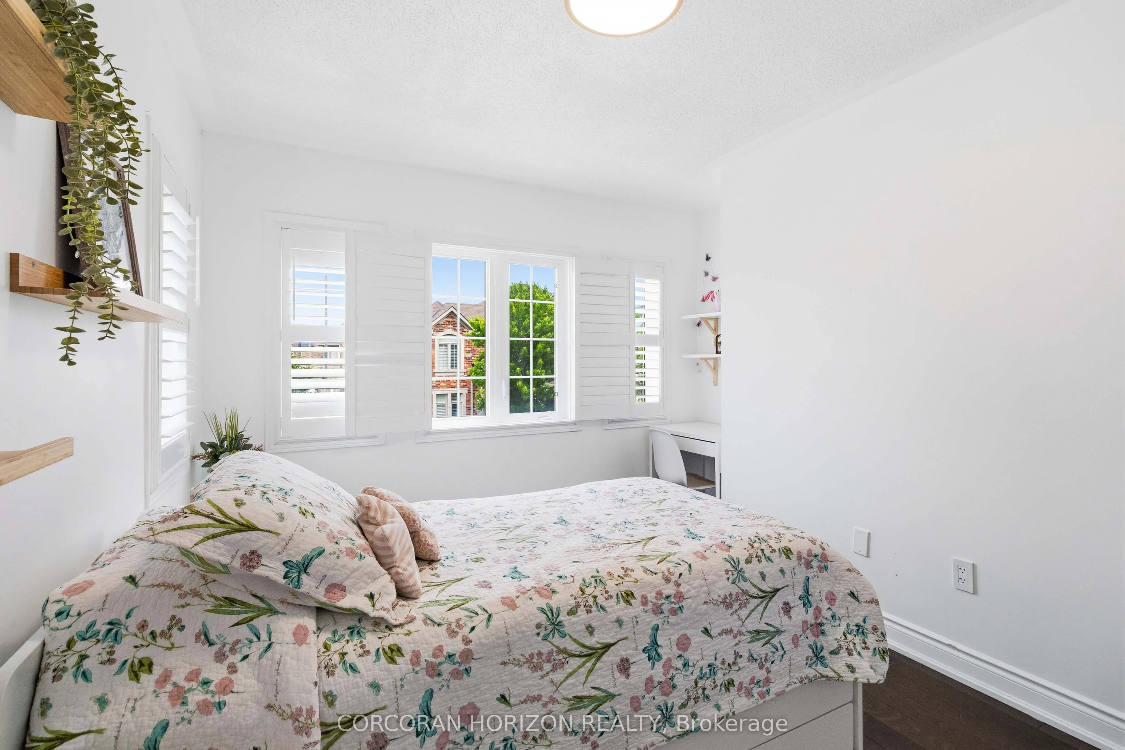 3216 Robert Brown Boulevard