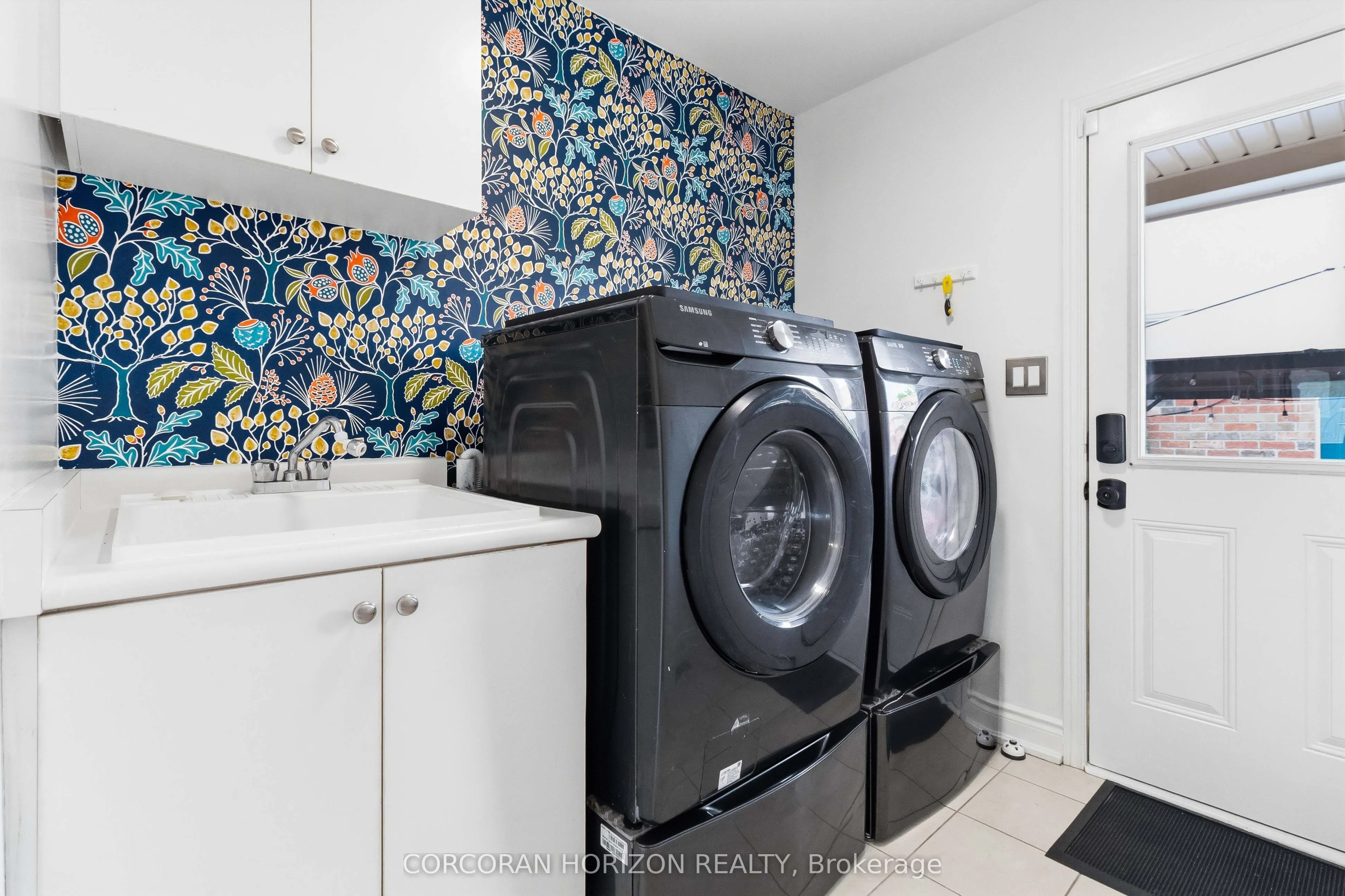 3216 Robert Brown Boulevard