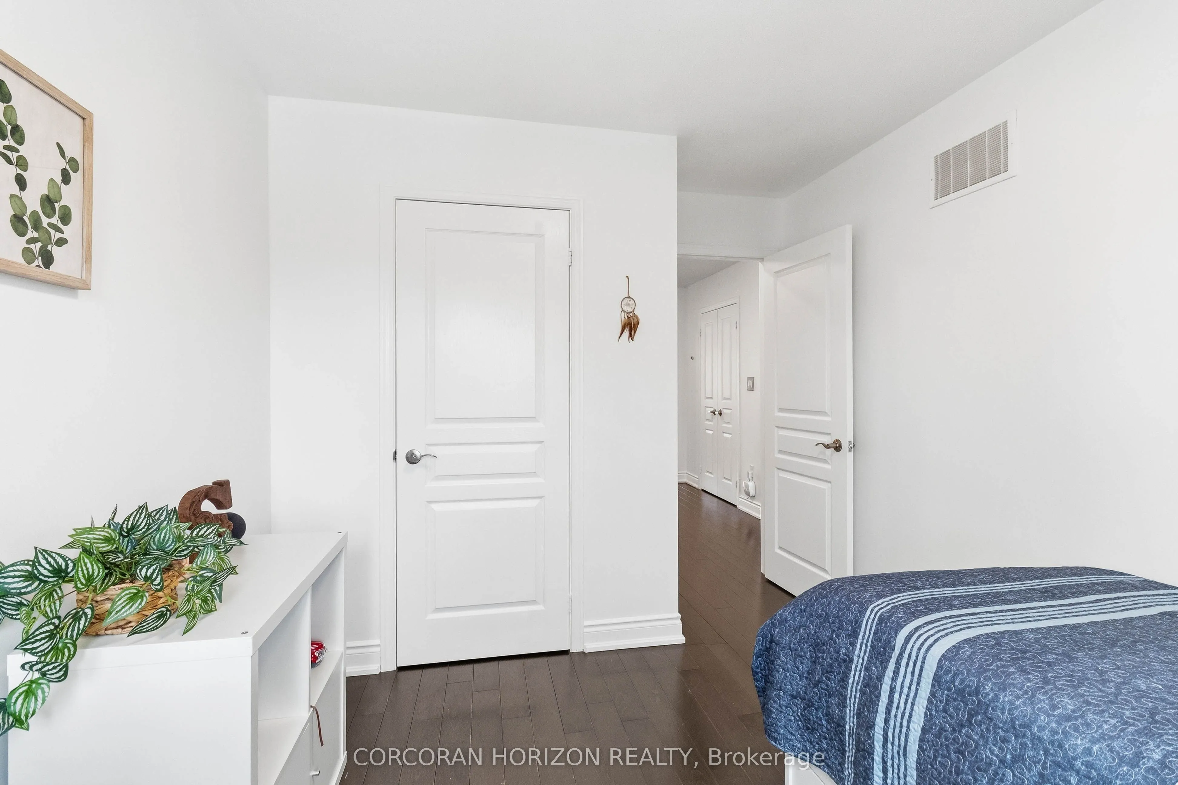 3216 Robert Brown Boulevard
