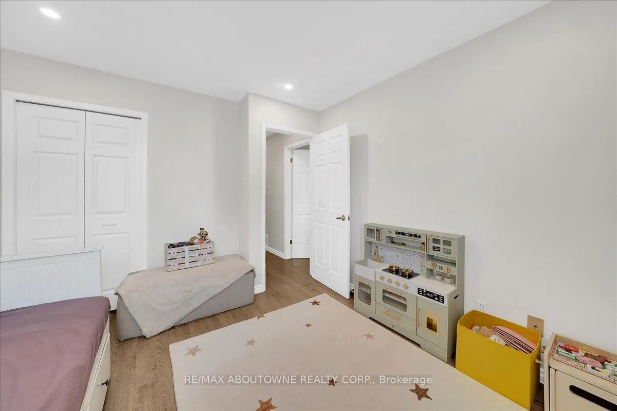 2736 Council Ring Road