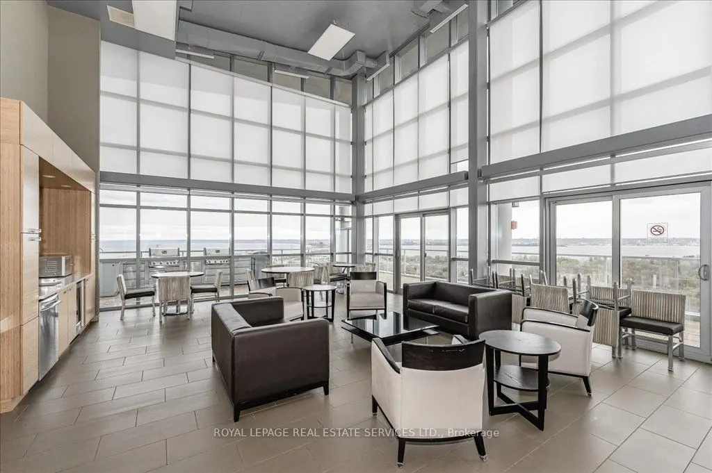 551 Maple Avenue #615