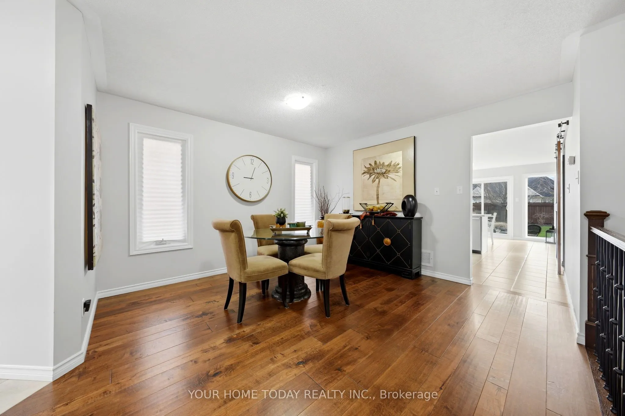96 Lauchlin Crescent