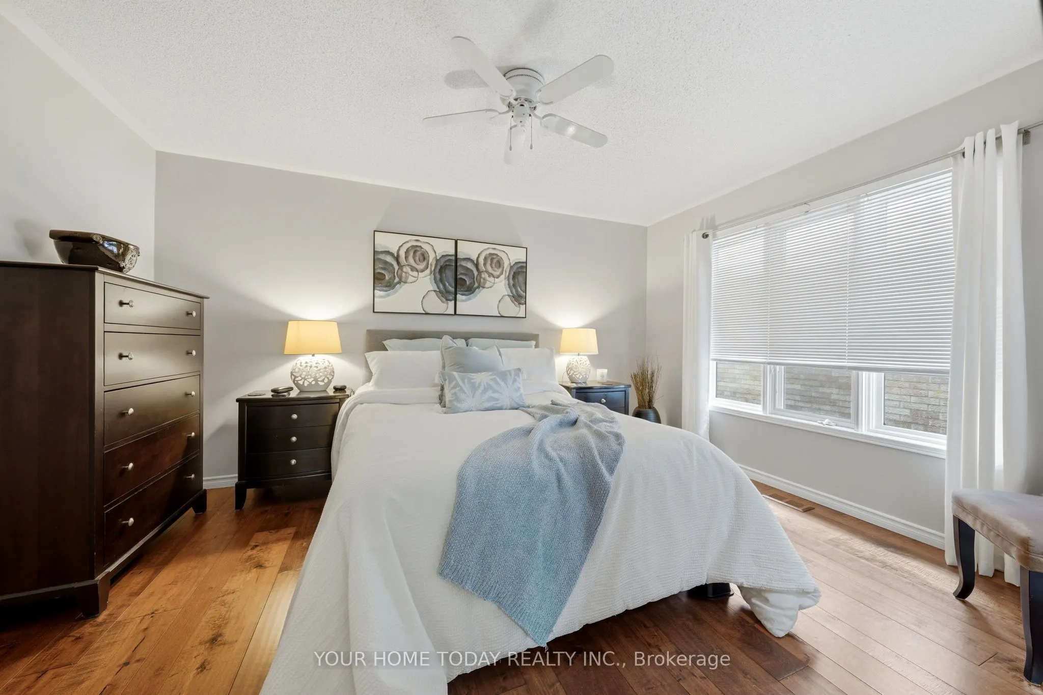 96 Lauchlin Crescent