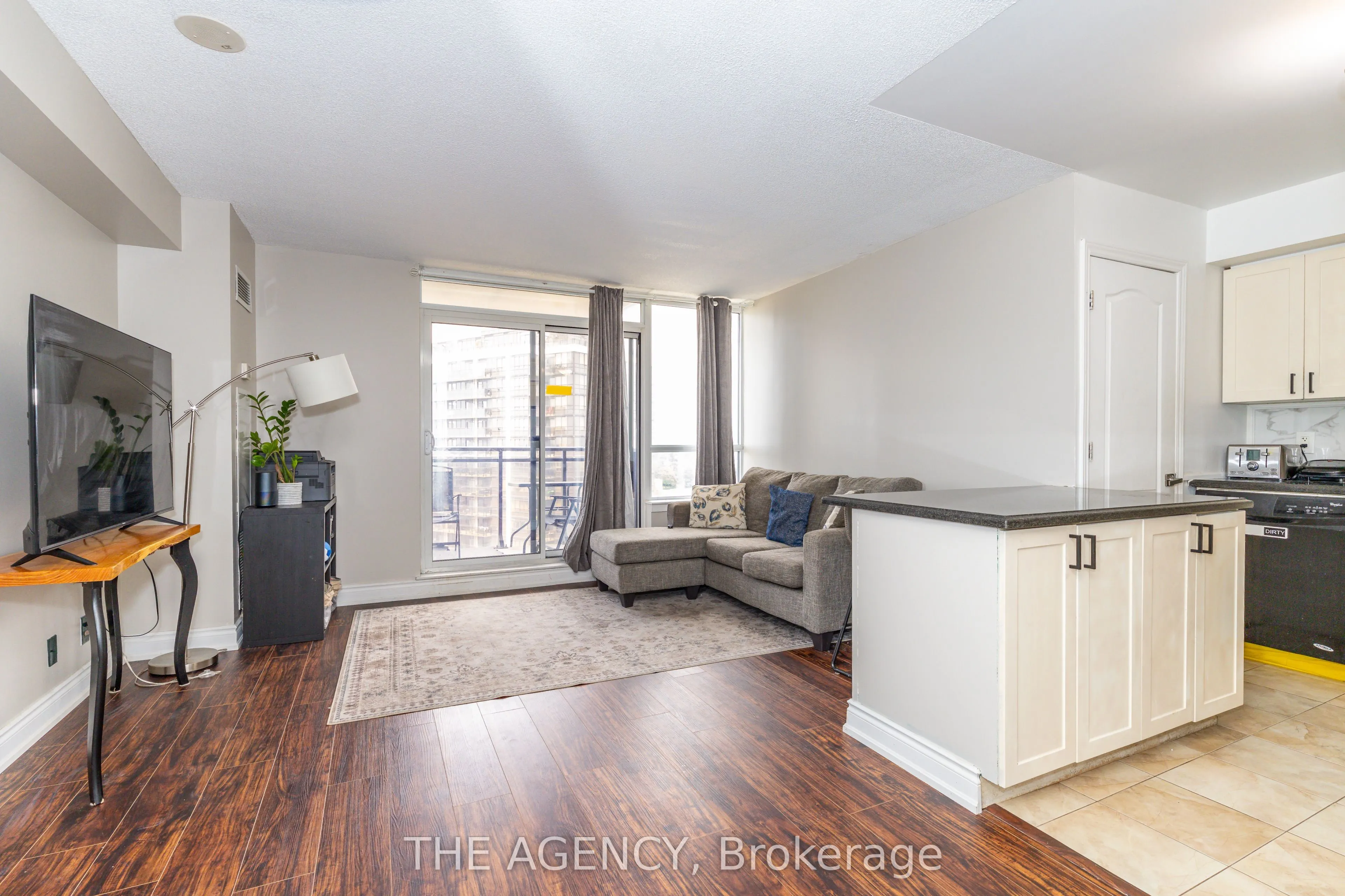 1070 Sheppard Avenue #1004