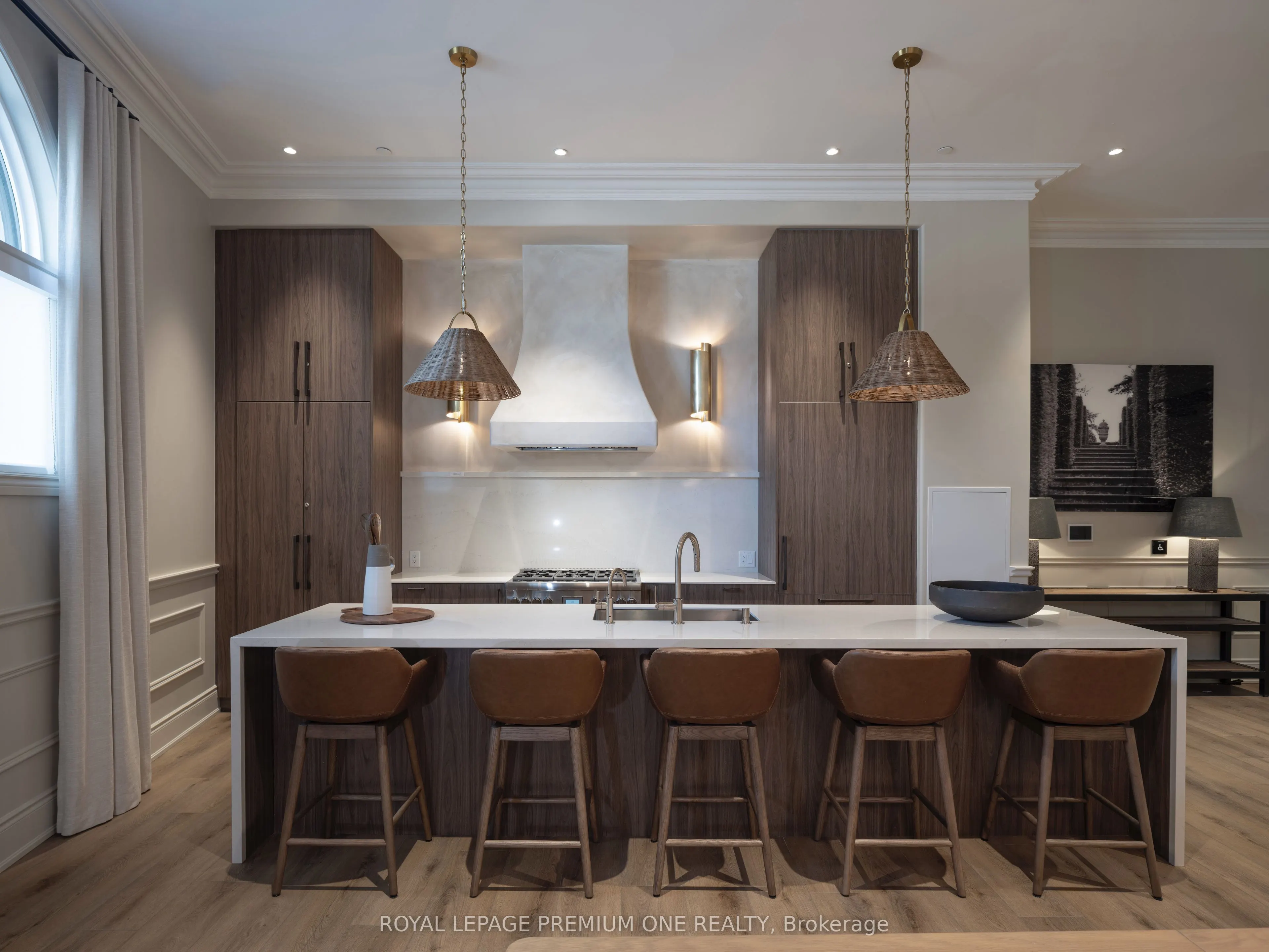 38 Earlington Avenue #101