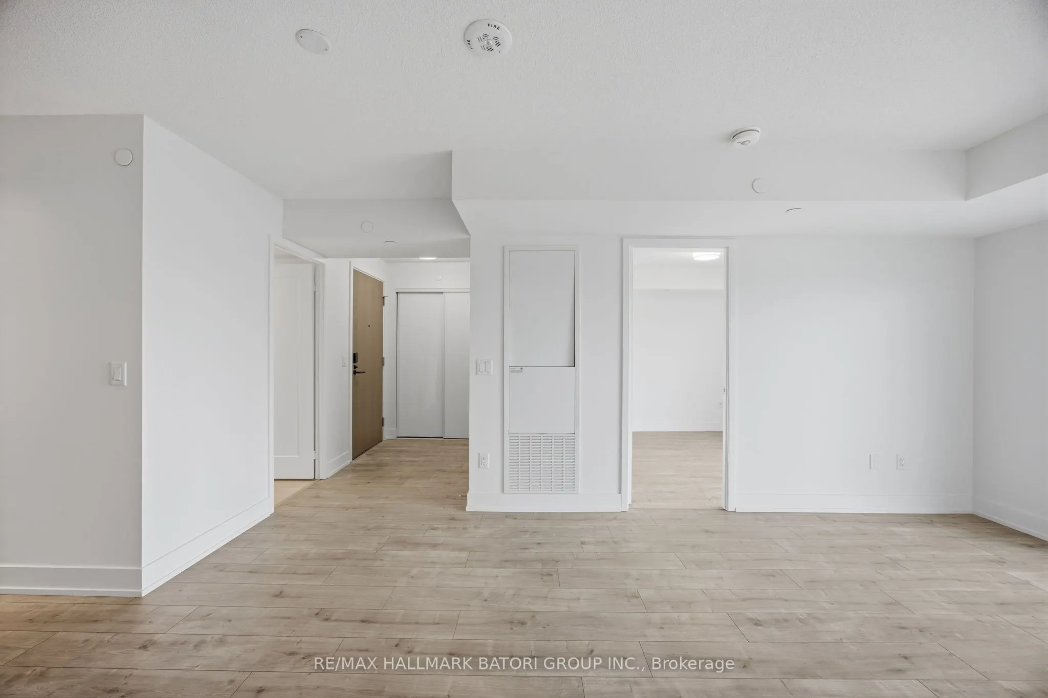 10 Eva Road #1505