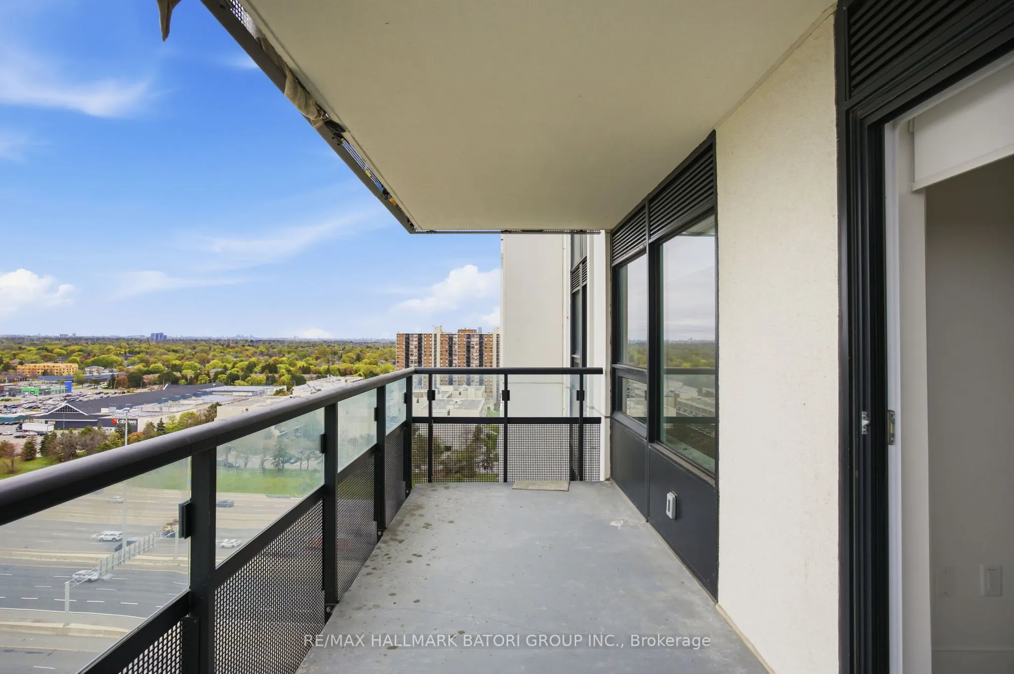 10 Eva Road #1505