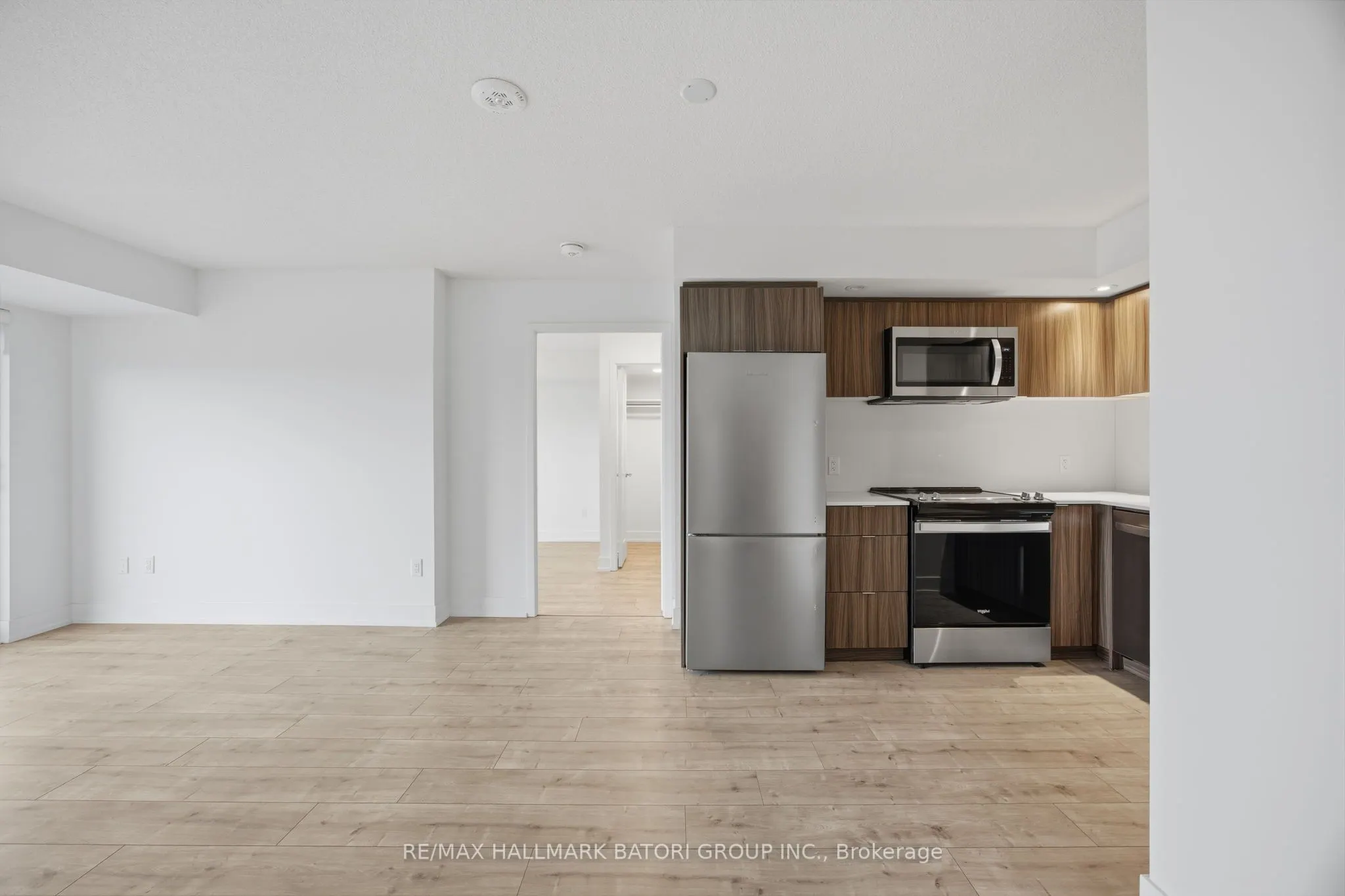 10 Eva Road #1505