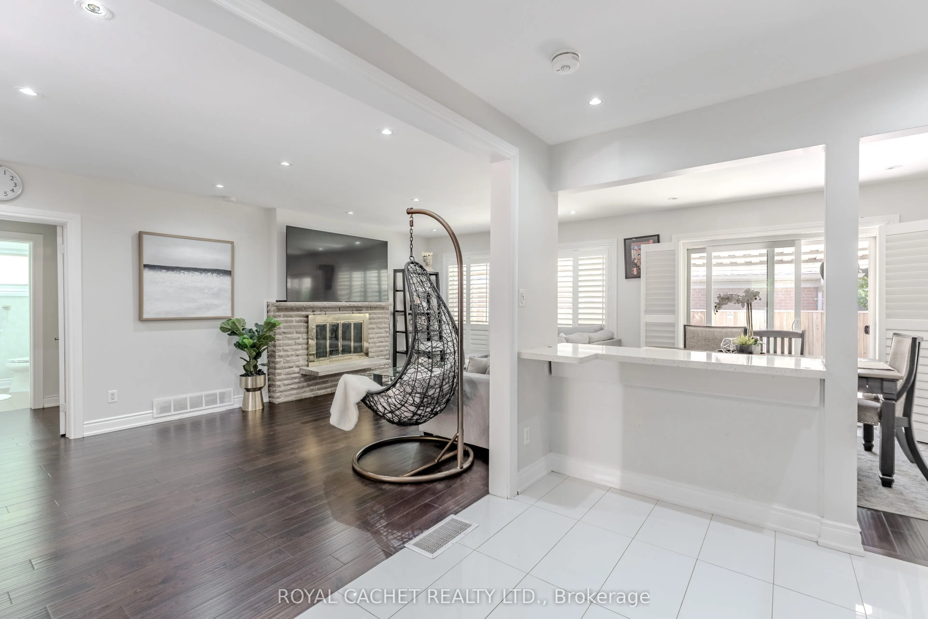 1074 Flagship Drive