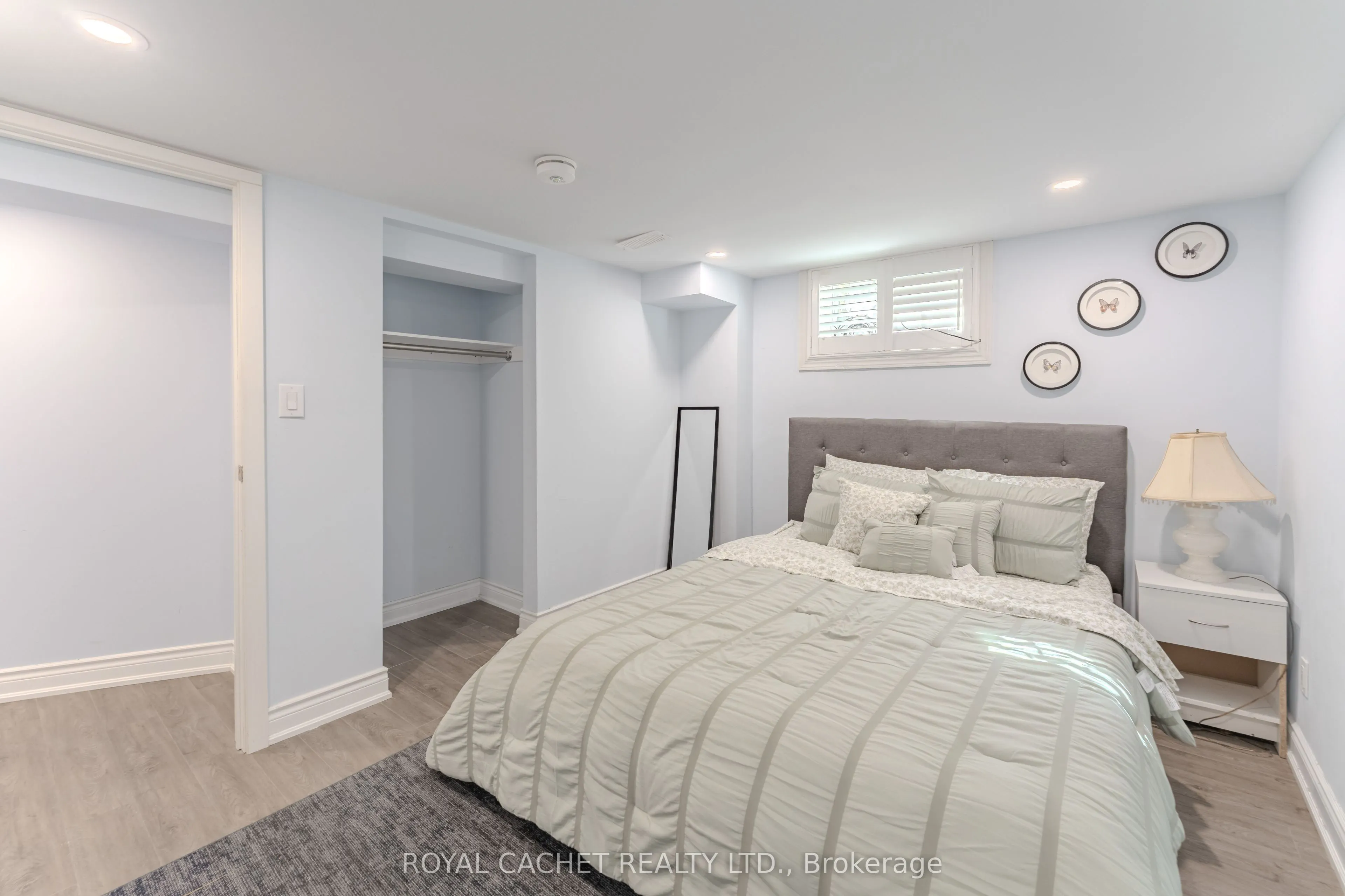 1074 Flagship Drive