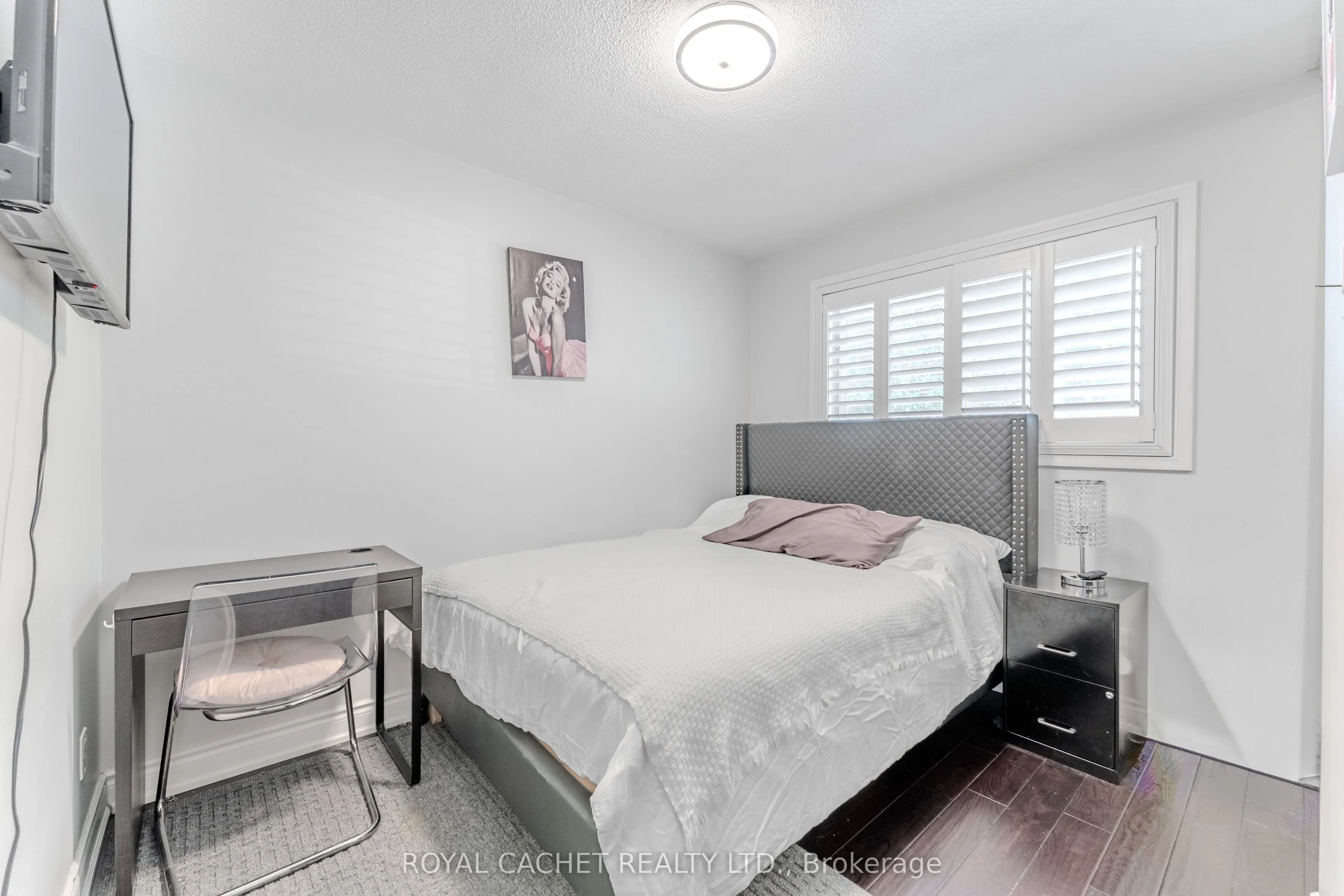 1074 Flagship Drive