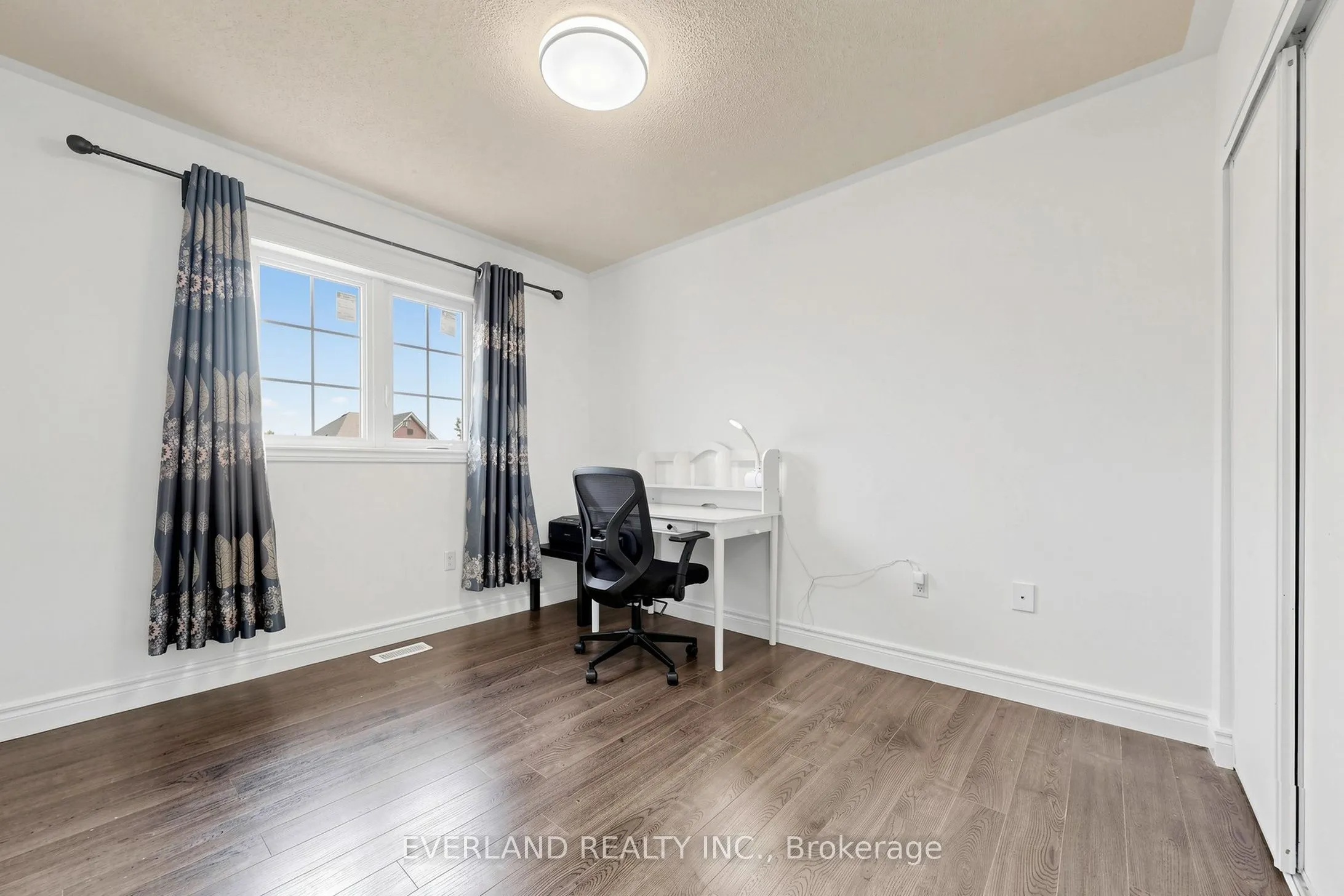 5588 Highbank Road
