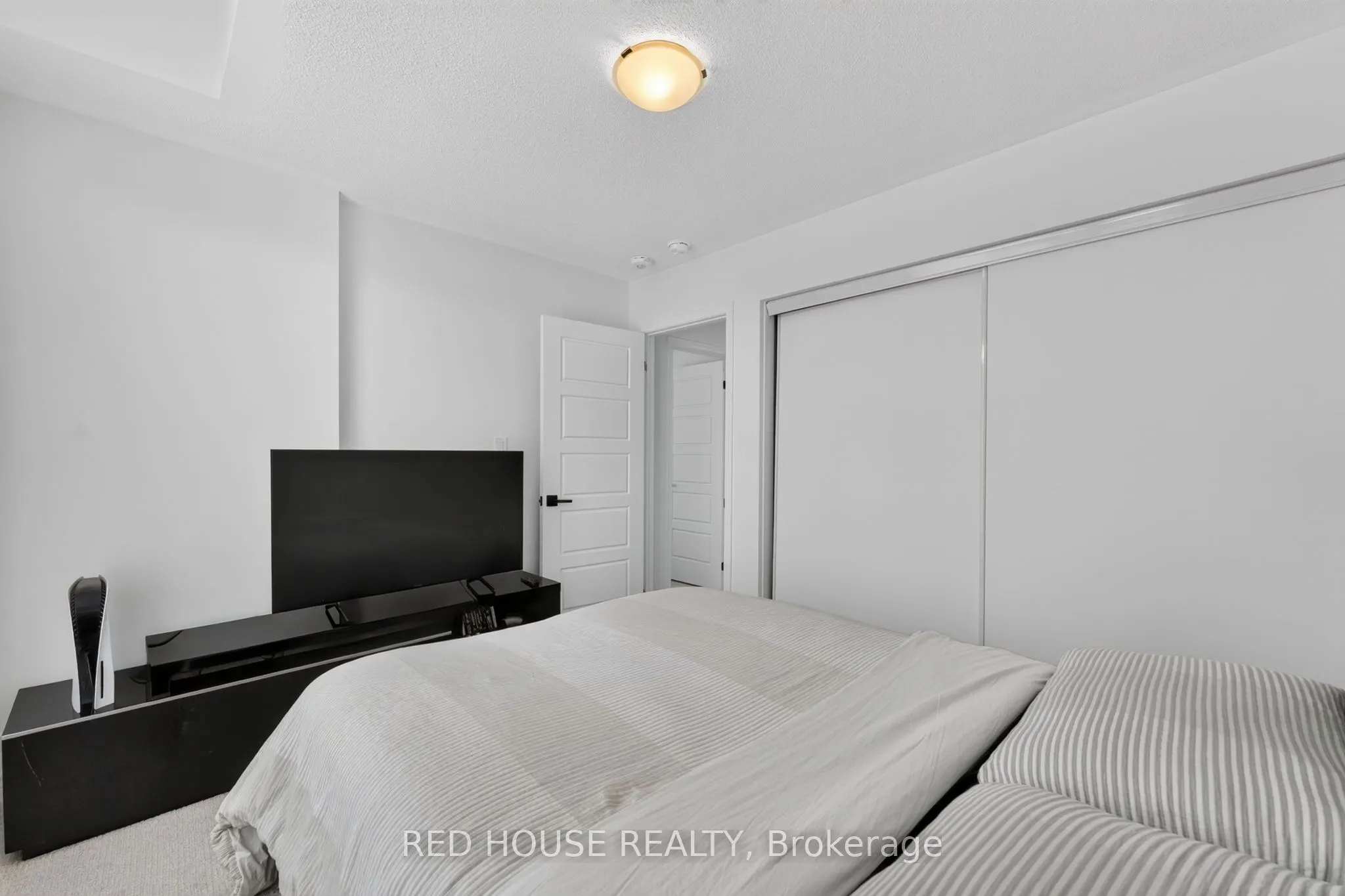 1262 Trudeau Drive
