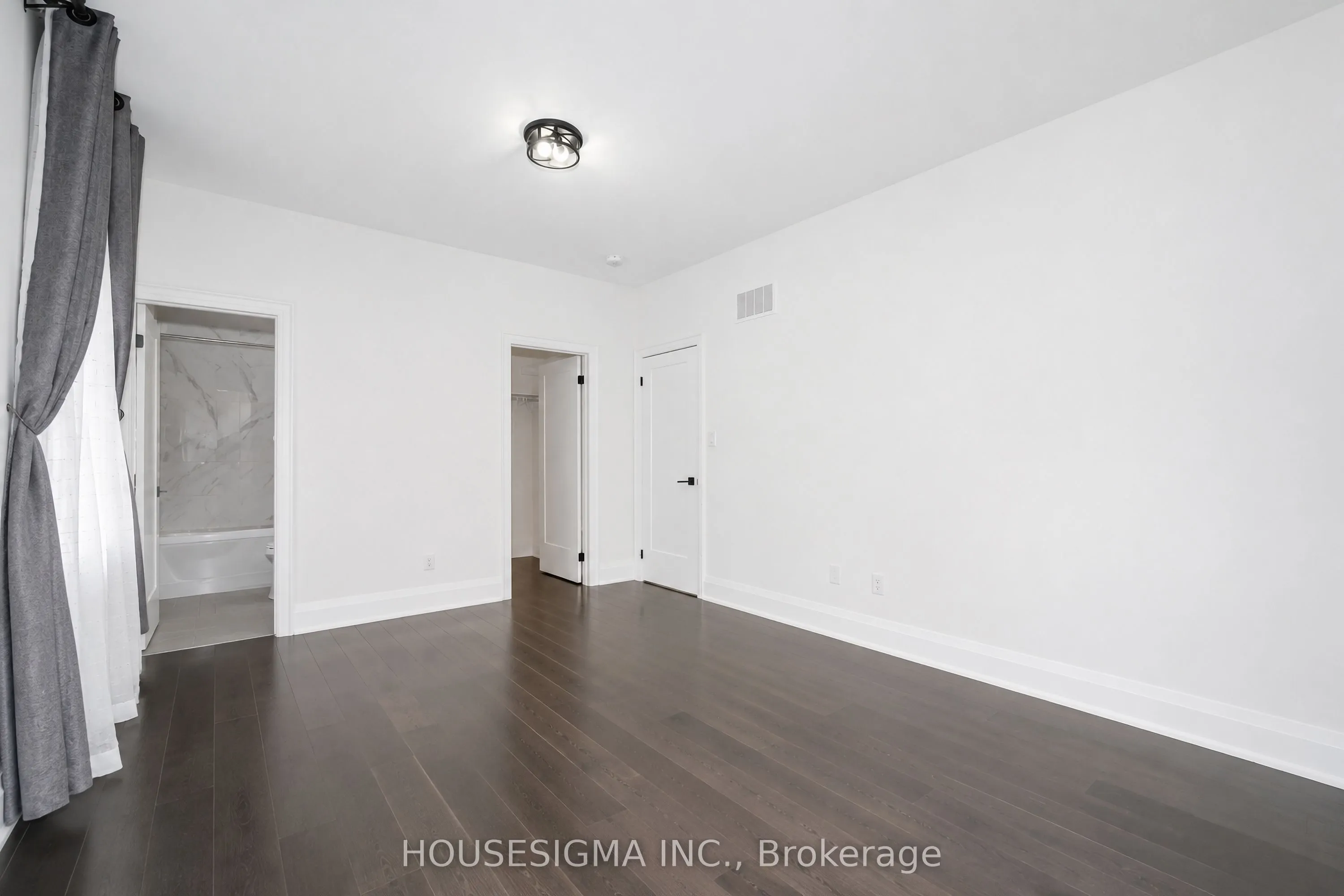 62 Royal Fern Crescent