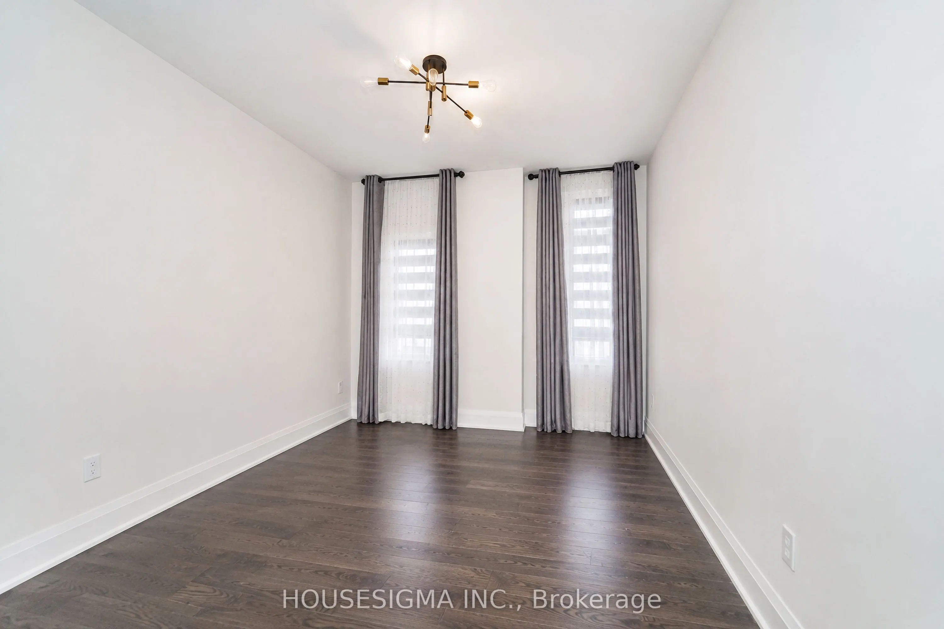 62 Royal Fern Crescent