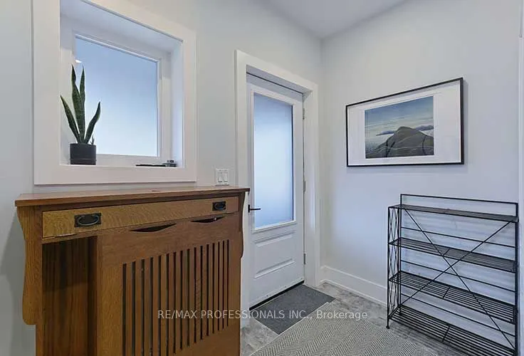 23 Radford Avenue #3rd Fl